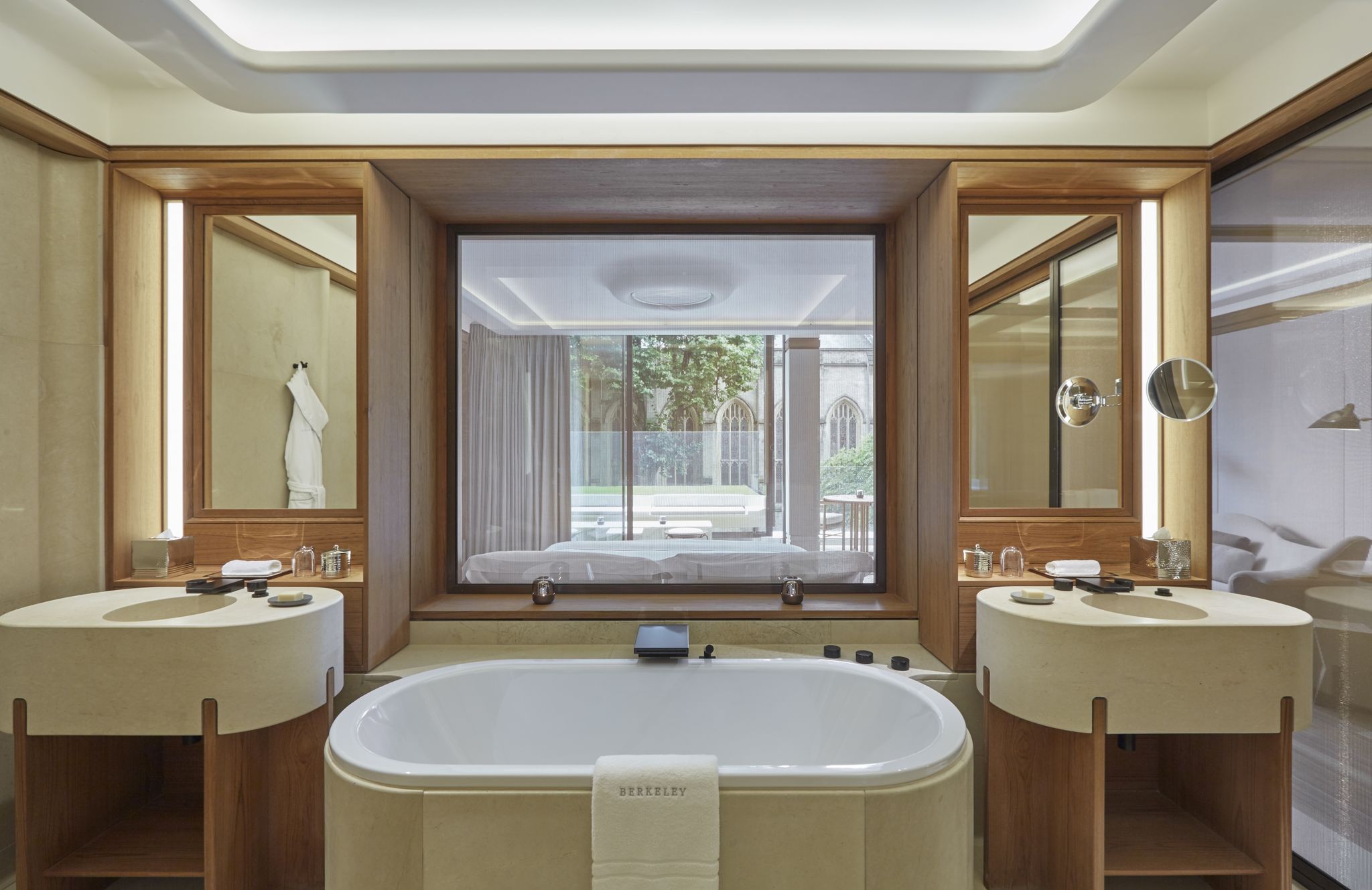 suite com banheira – banho de banheira – banheiro de luxo