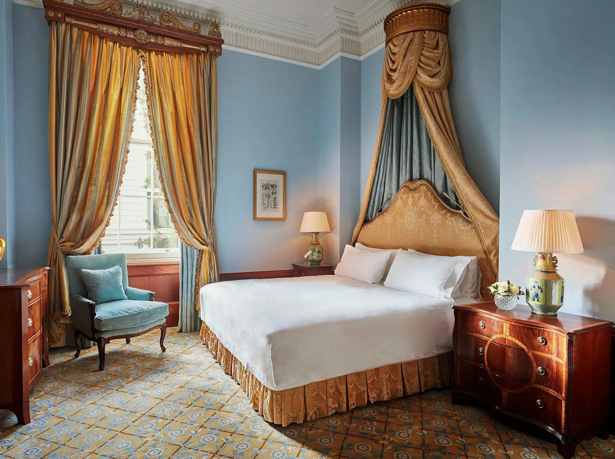 cama super king - suite de luxo - estilo regency