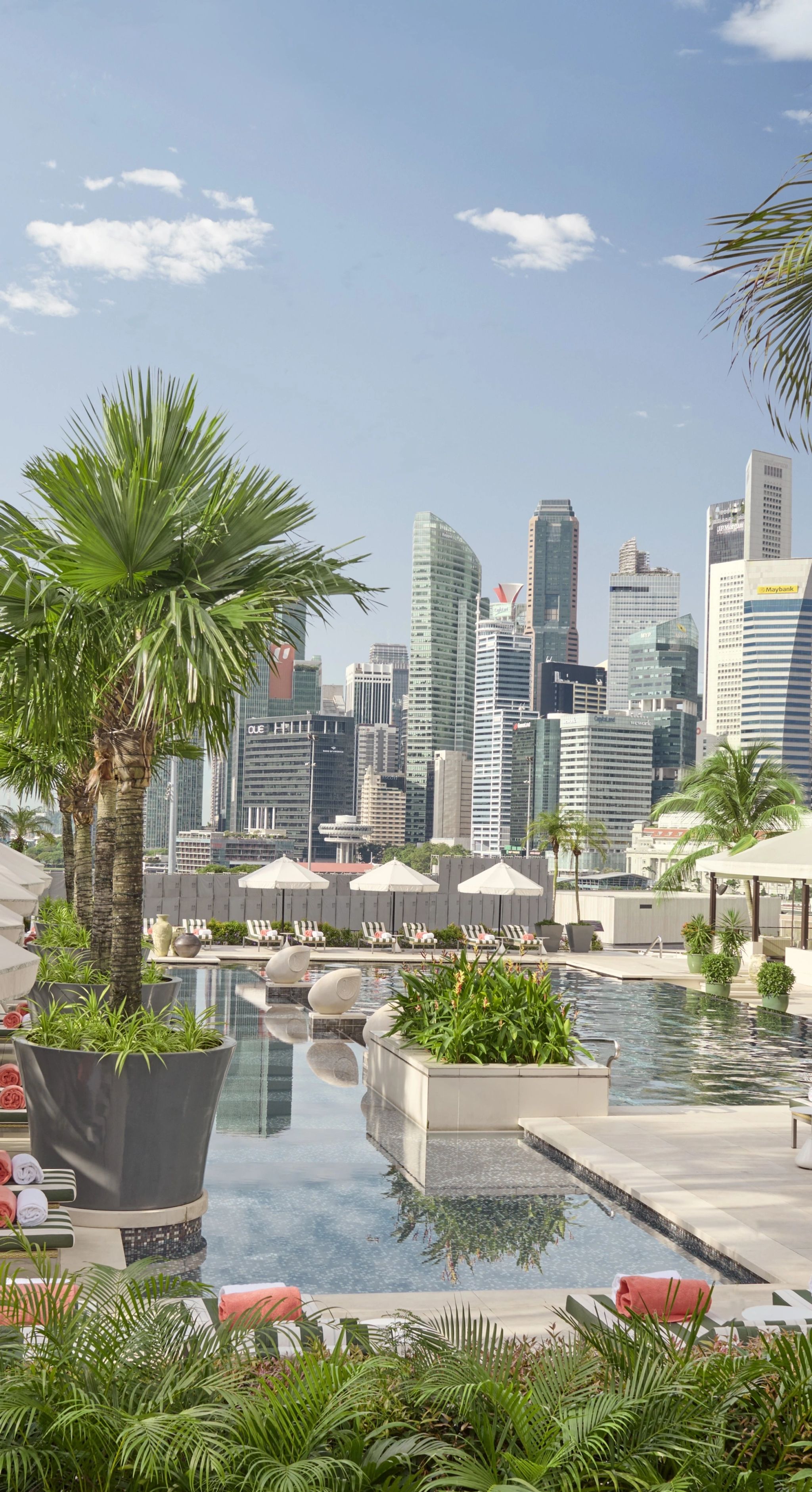 piscina de luxo - hotel em singapura