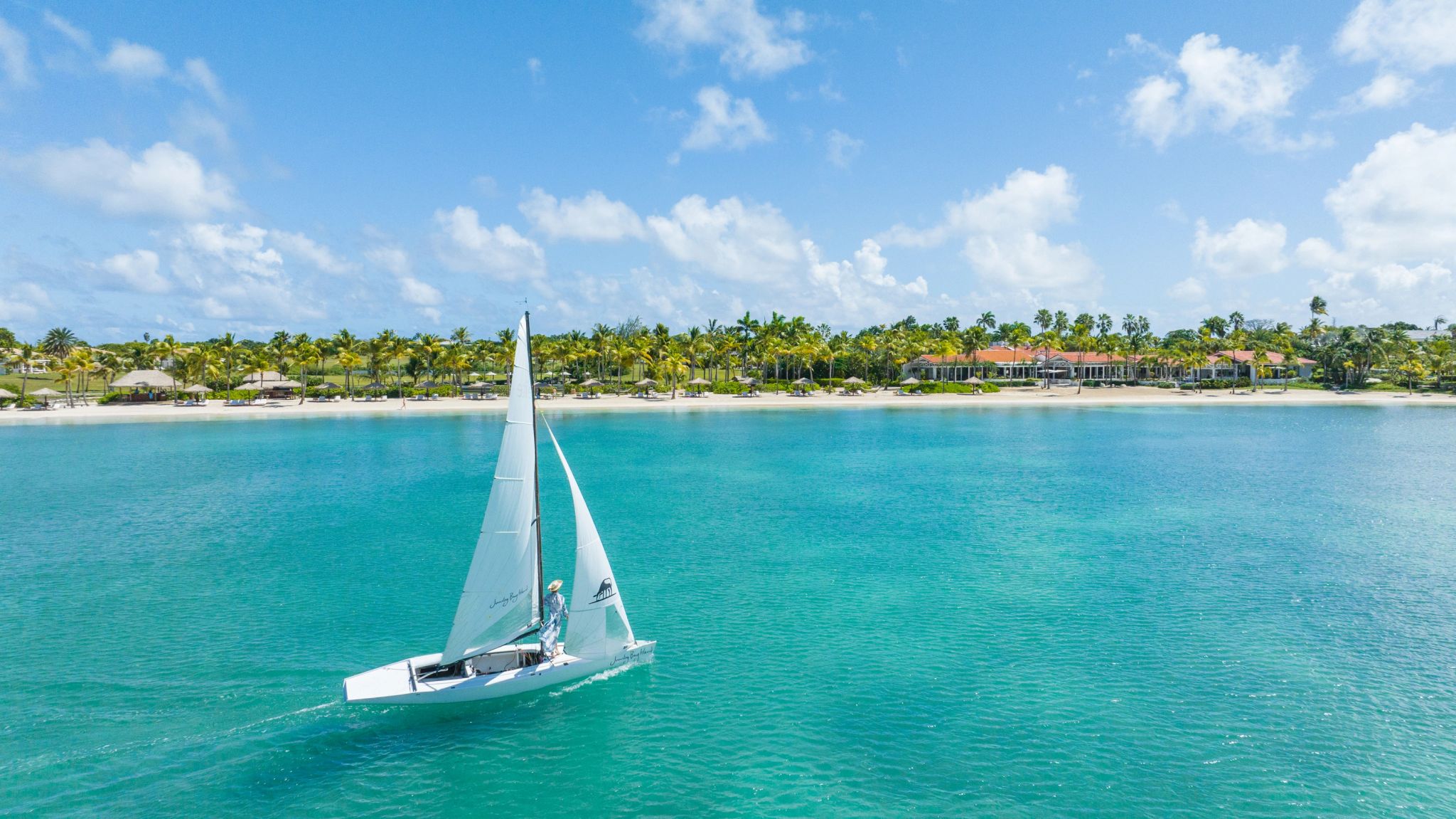 mar azul turquesa – mar do caribe - passeio de barco - barco a vela - lazer ao ar livre