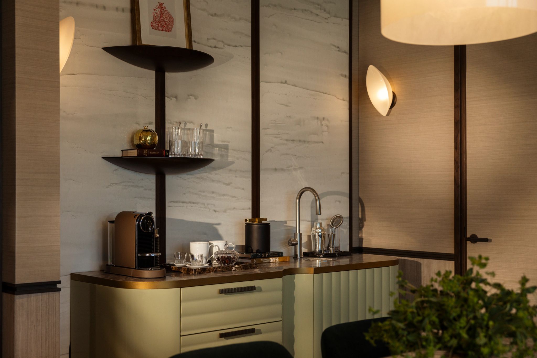 Deluxe Lagoon View Suite amenidades de hotel- area gourmet - suite moderna