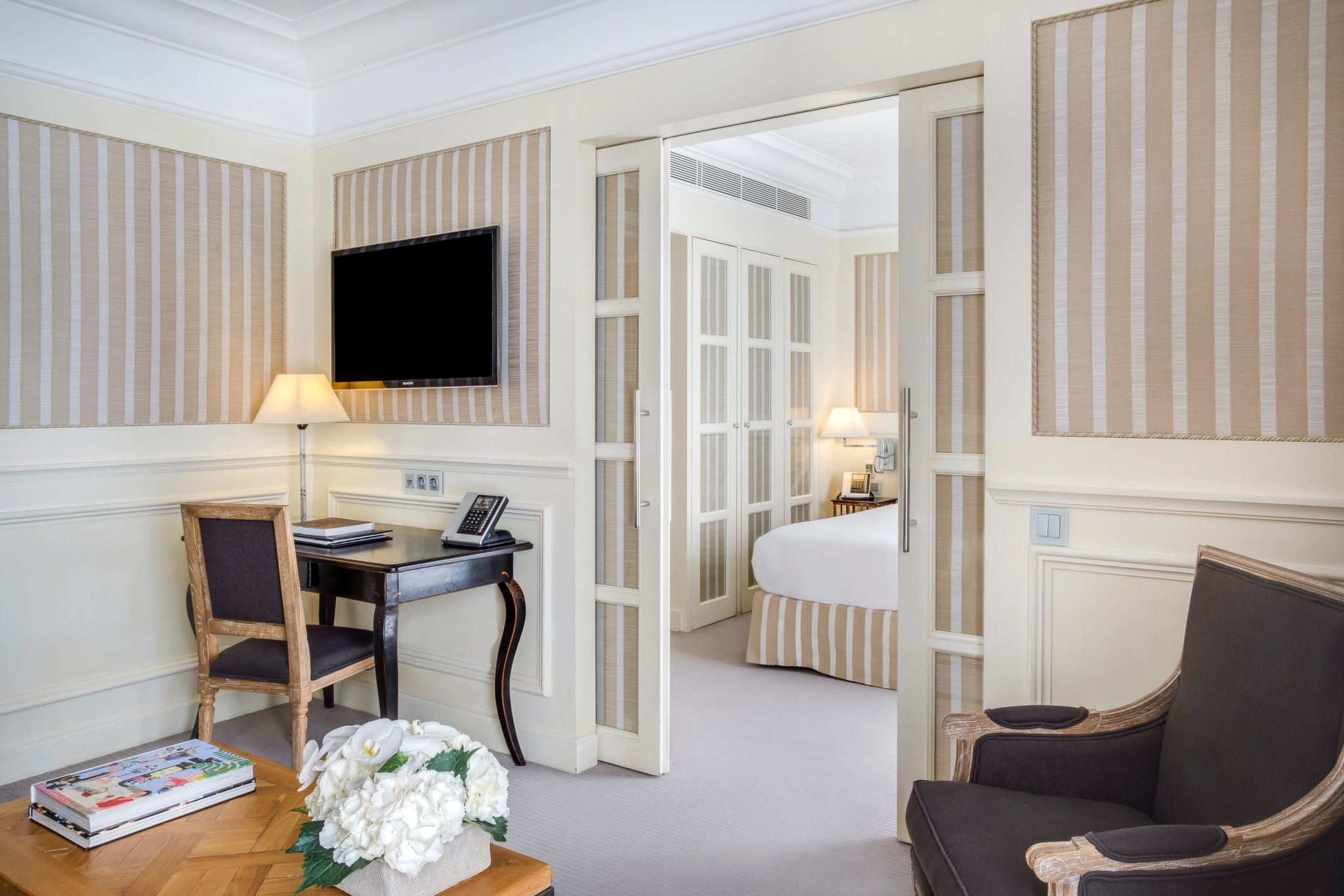 Junior Suite City View mesa de trabalho - area de trabalho - decoraçao moderna