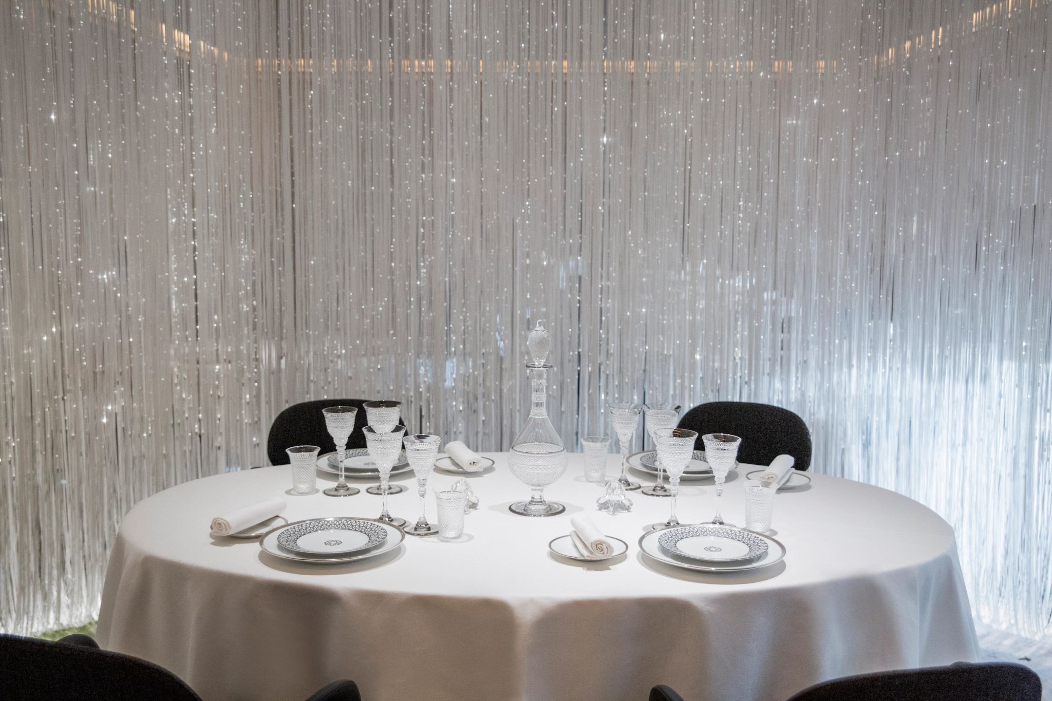 Restaurante Alain Ducasse jantar no hotel - mesa posta