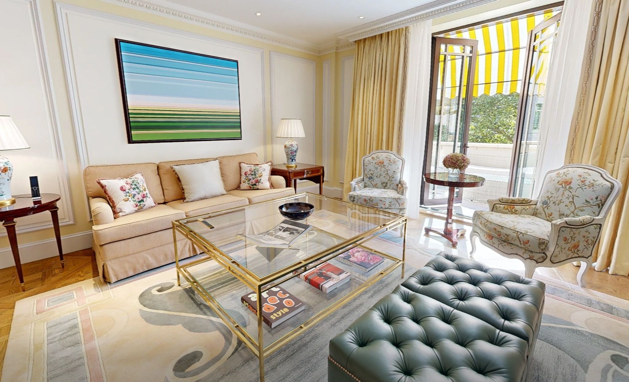 Garden Terrace Suite sala-jantar-independente - suite-luxo - design-britanico