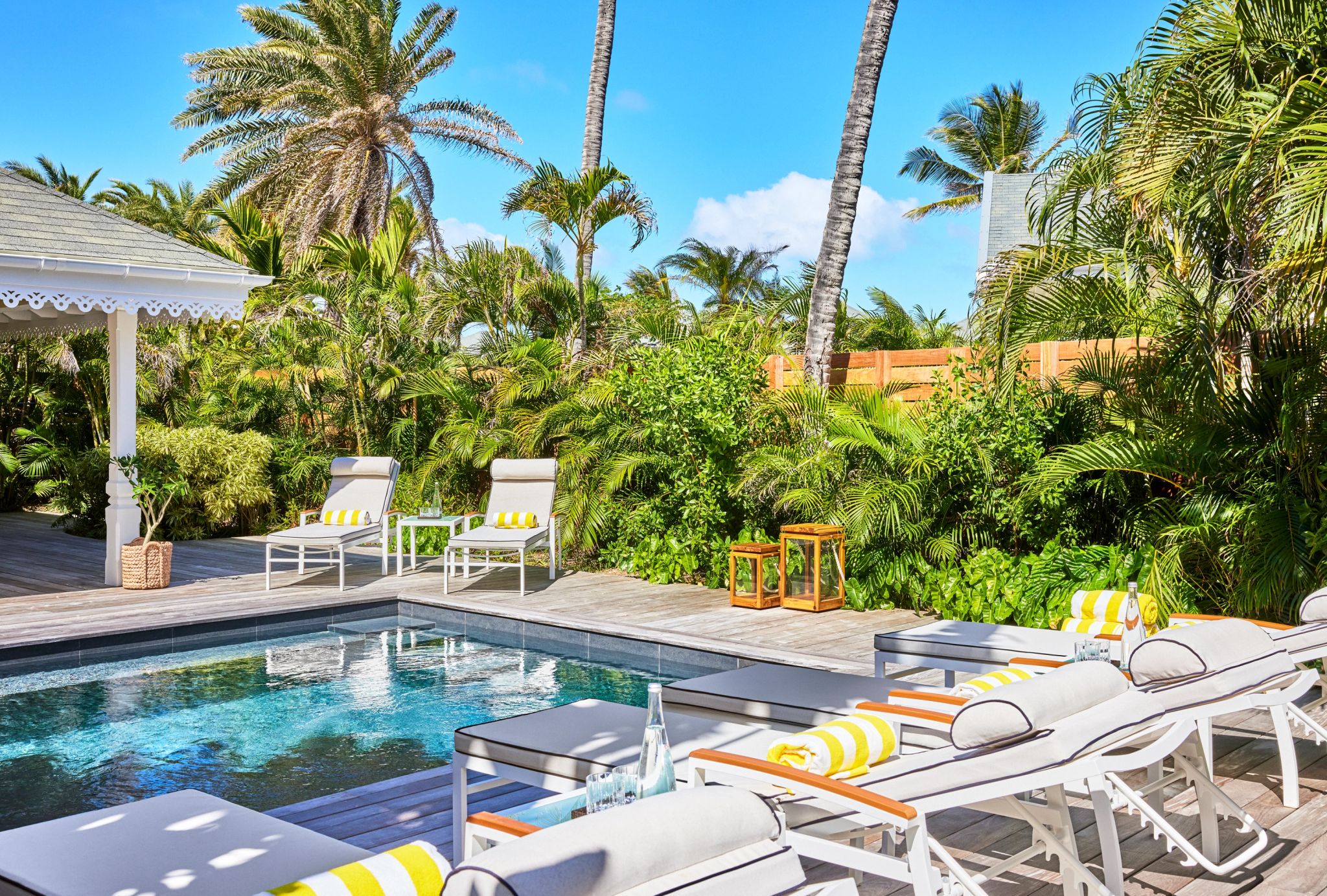 Garden House design rustico – quarto de luxo – hospedagem luxuosa