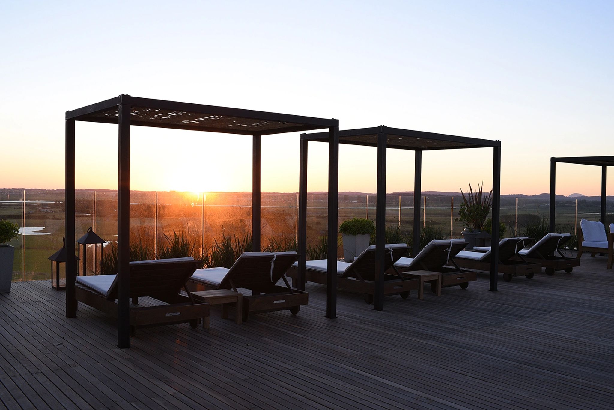 Lazer ao ar livre vista por do sol - banho de sol - lazer ao ar livre