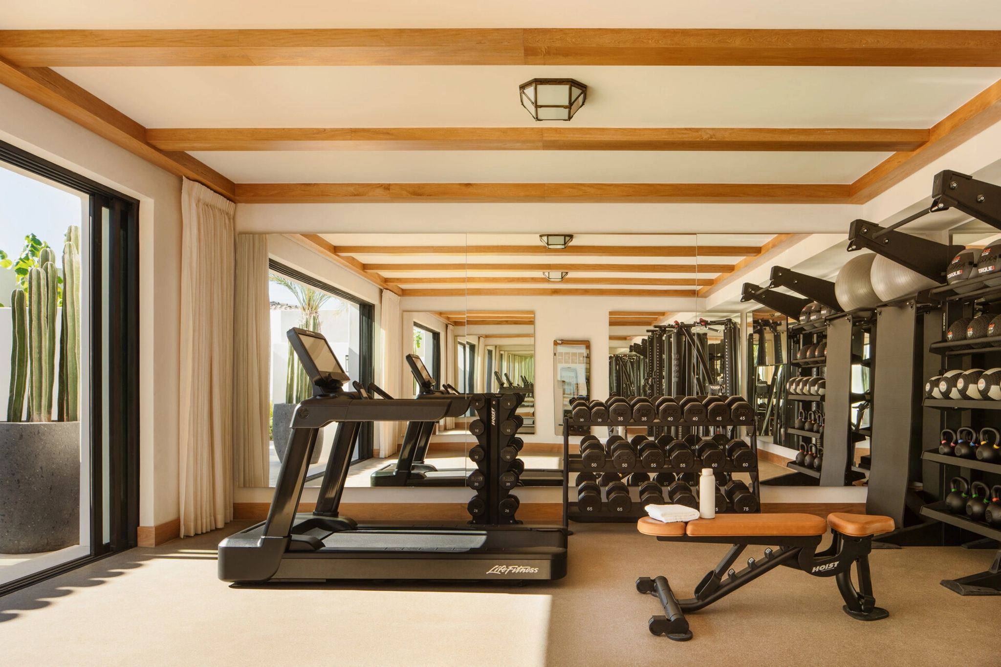 Oceanfront Three Bedroom Presidential Villa academia moderna - vila coma academia - academia privativa