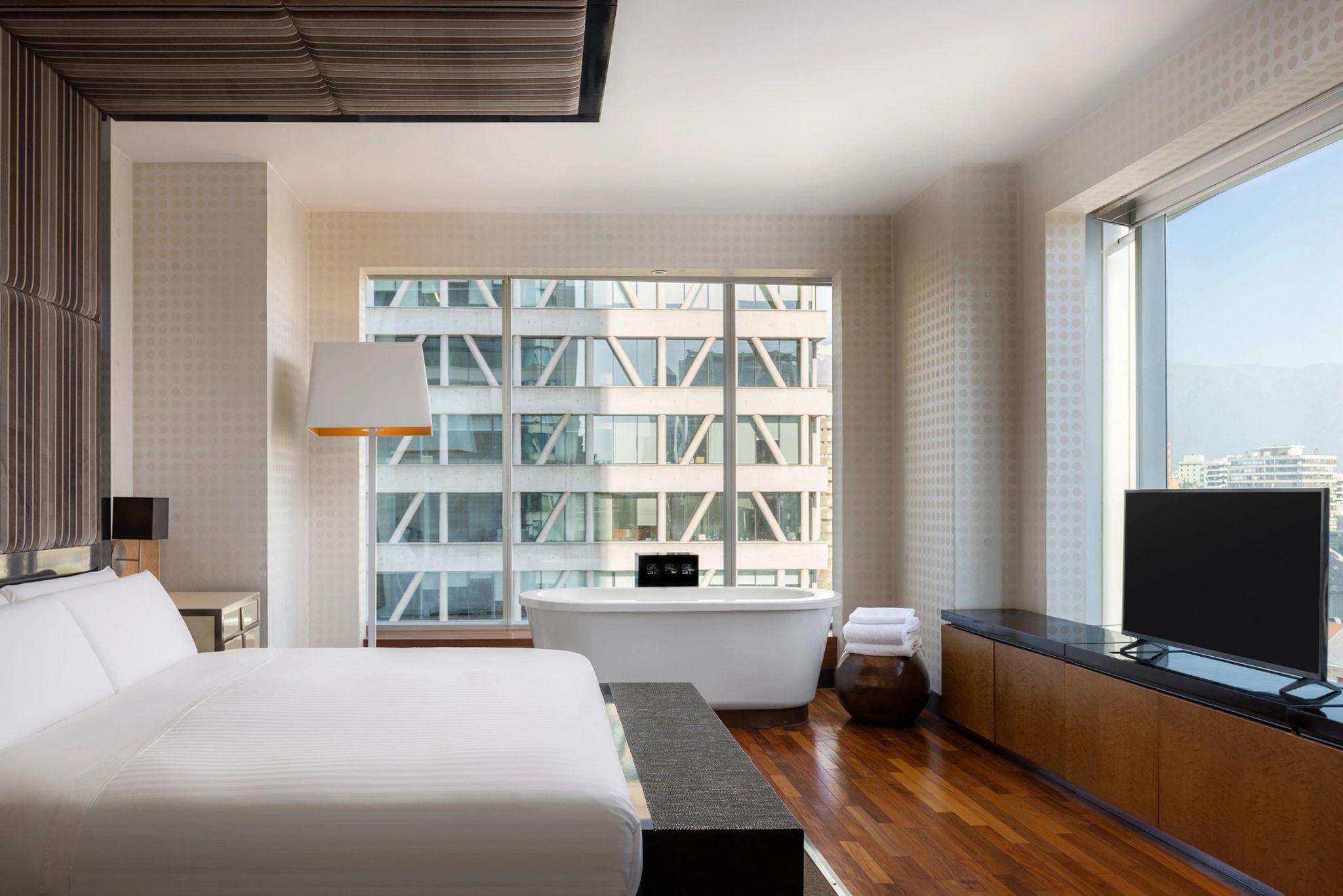 Extreme Wow Suite cama king - decoraçao de hotel – vista santiago