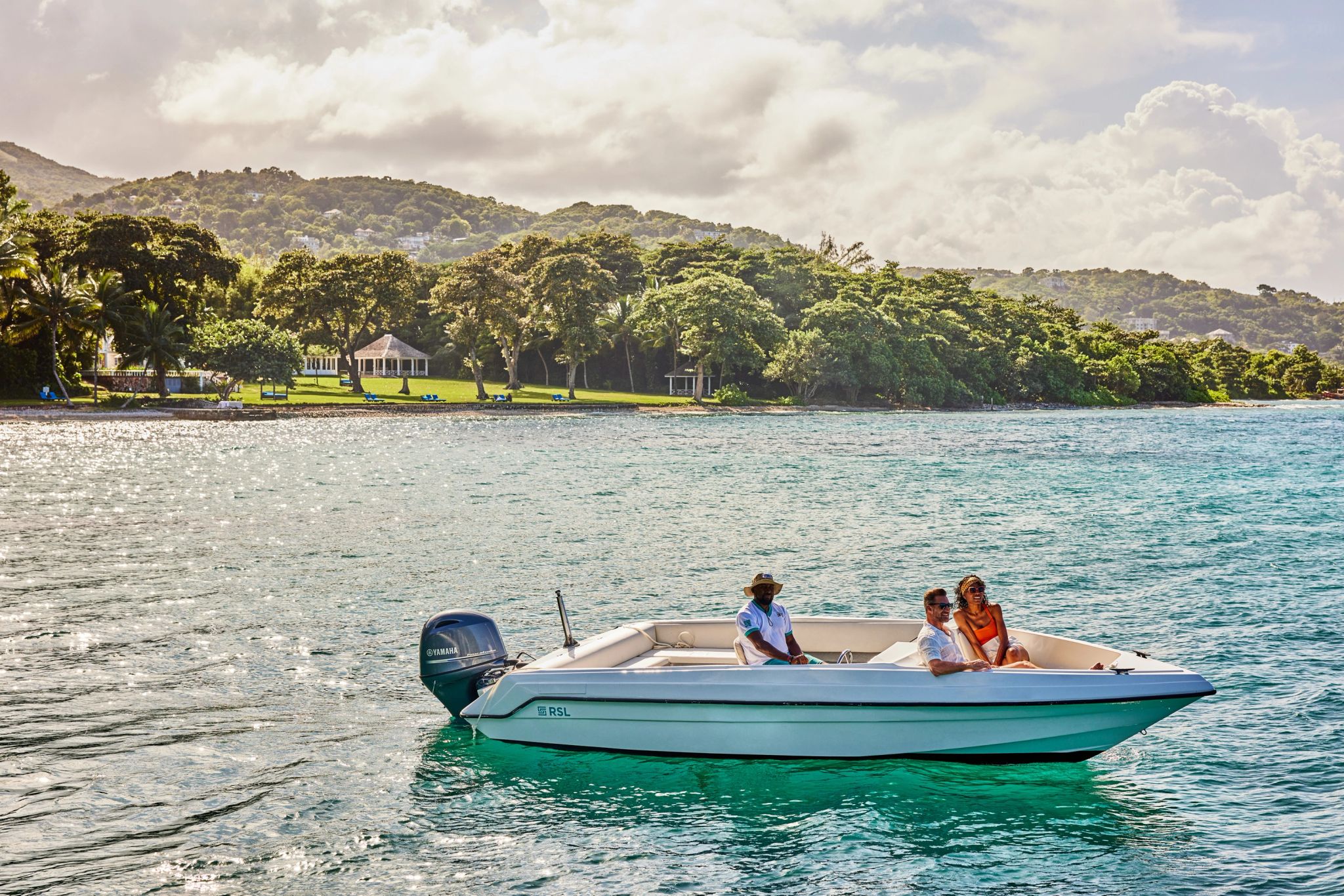 Atividades no Hotel experiencias hotel – passeio de barco – atividades ao ar livre