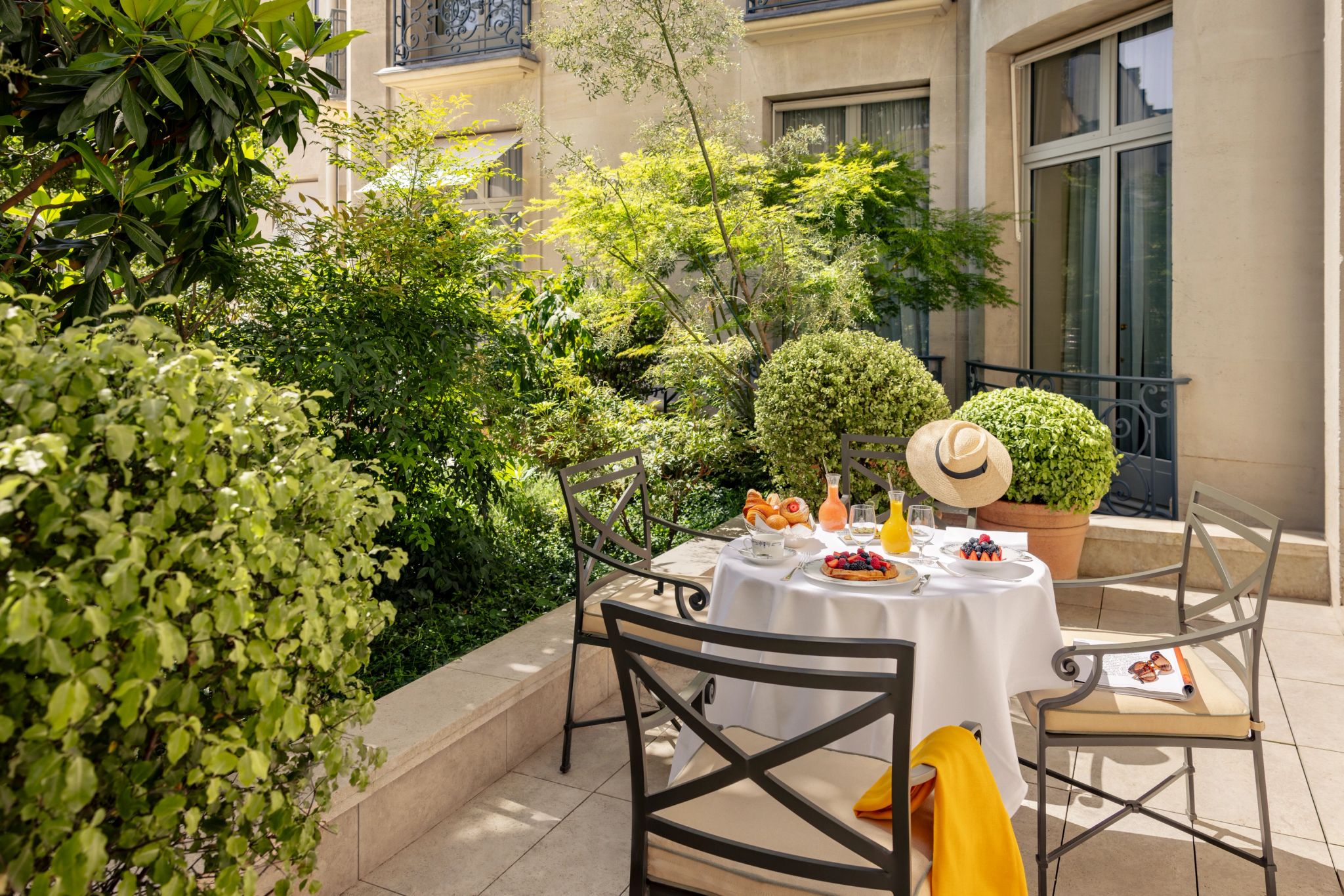 area externa - vista paris - cafe da manha parisiense