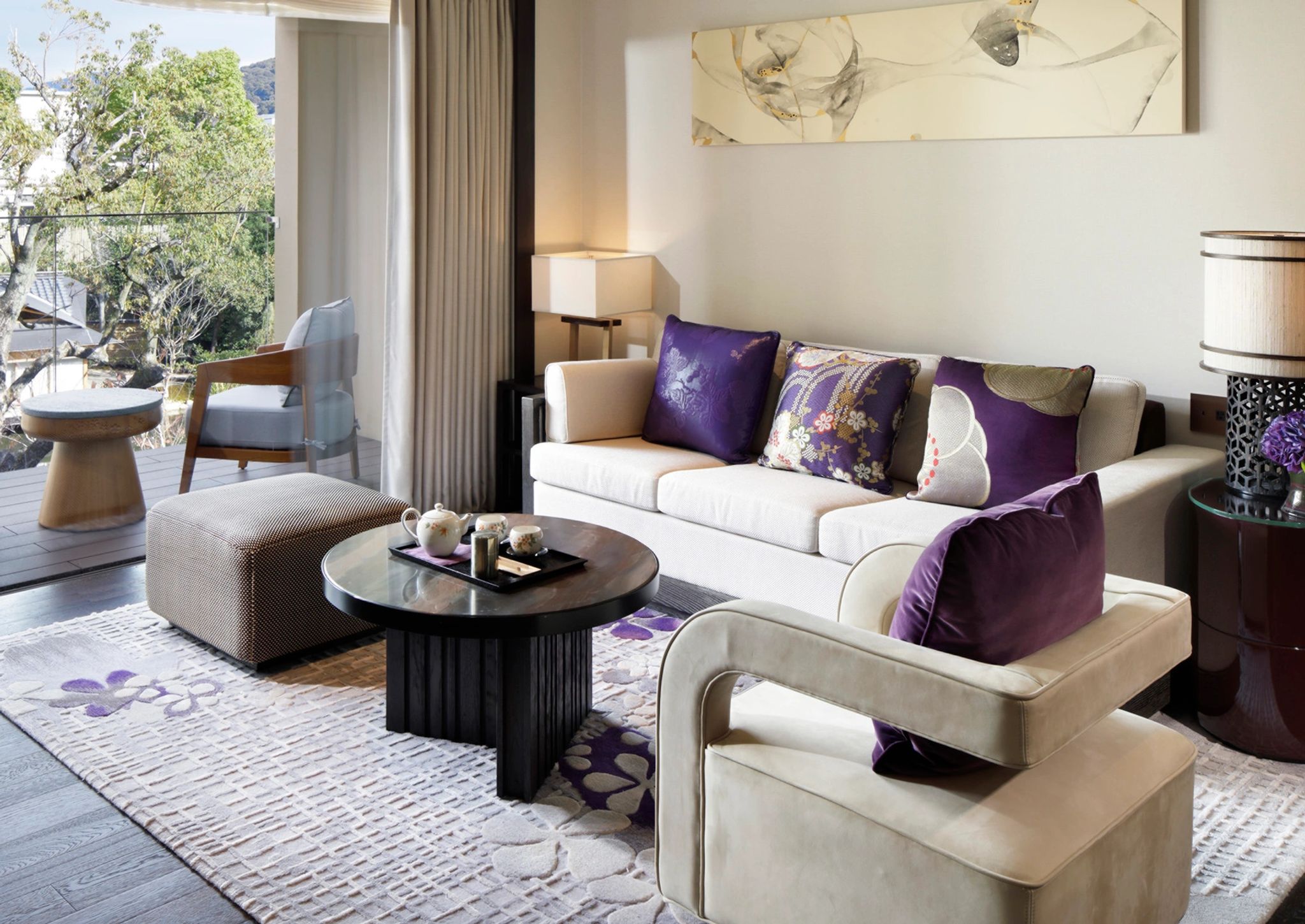 Two Bedroom Heritage Garden Residence sala de estar – design moderno – residencia de luxo