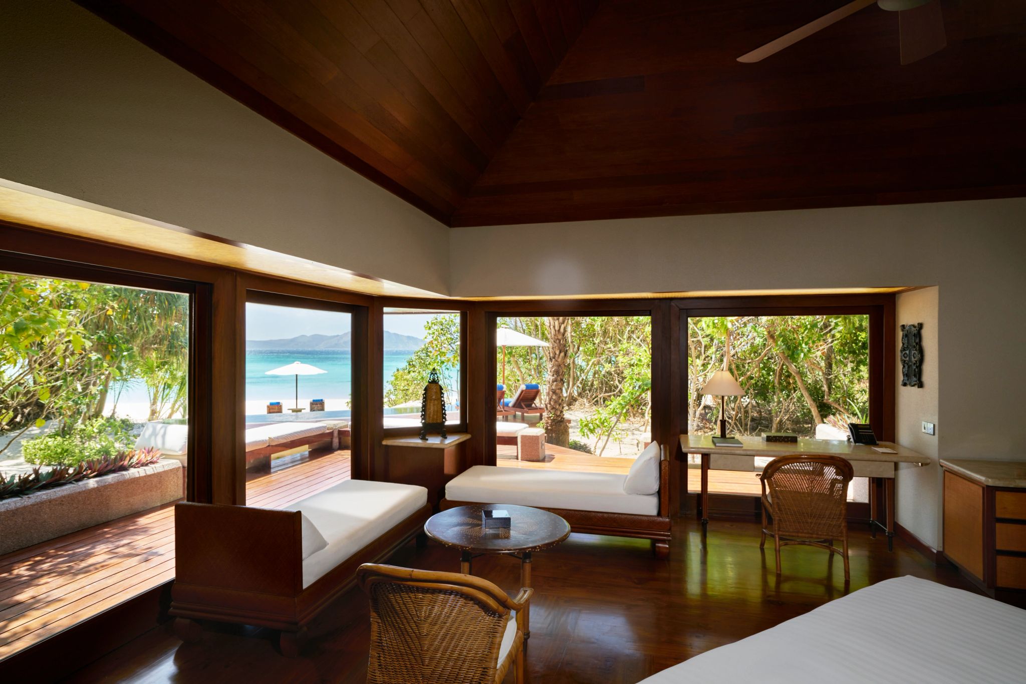 Beach Pool Casita    quarto aconchegante – vista mar - sala de estar - casa beira mar