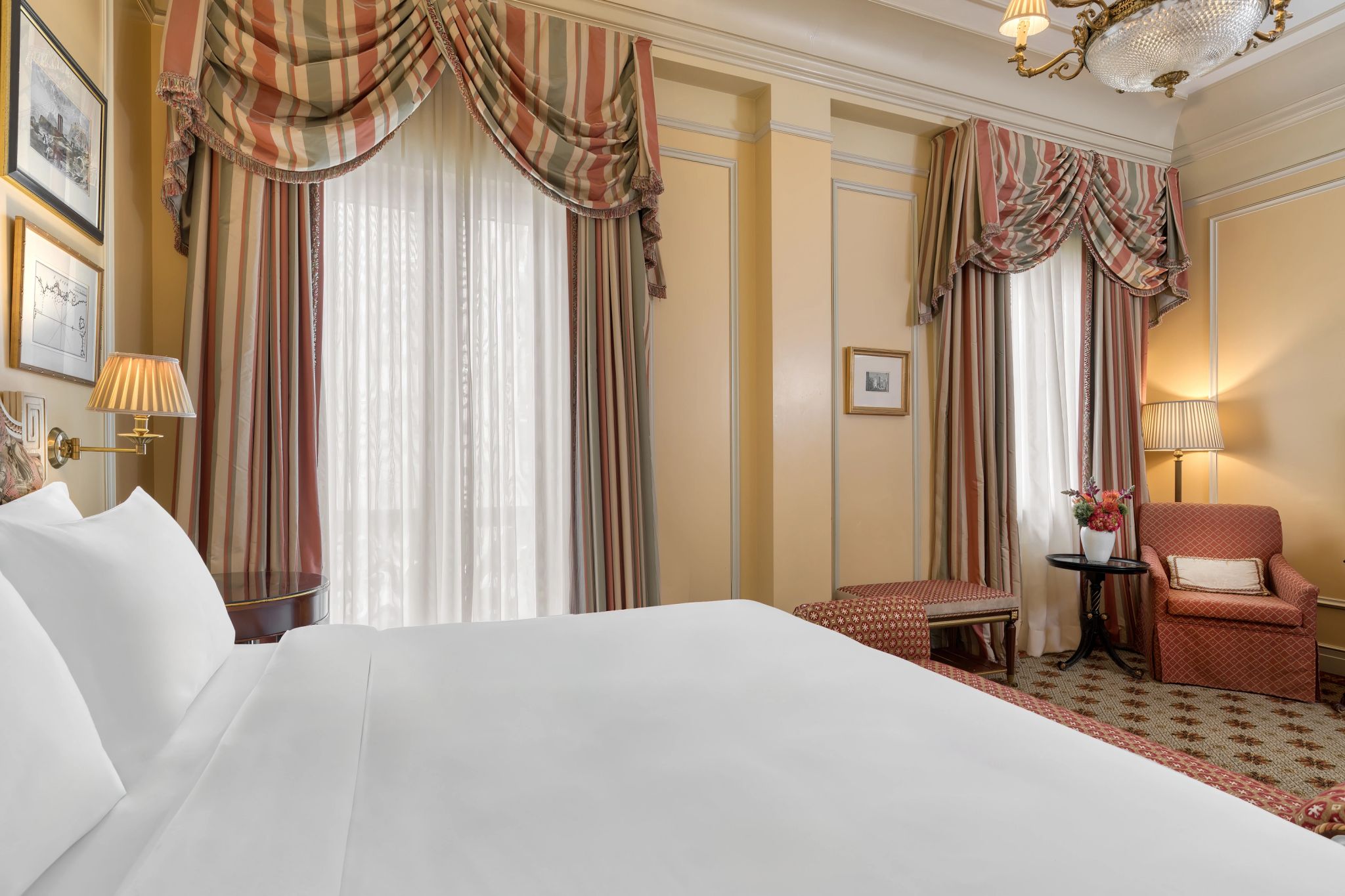 Classic King Courtyard View High Floor quarto classico - quarto king - cama king