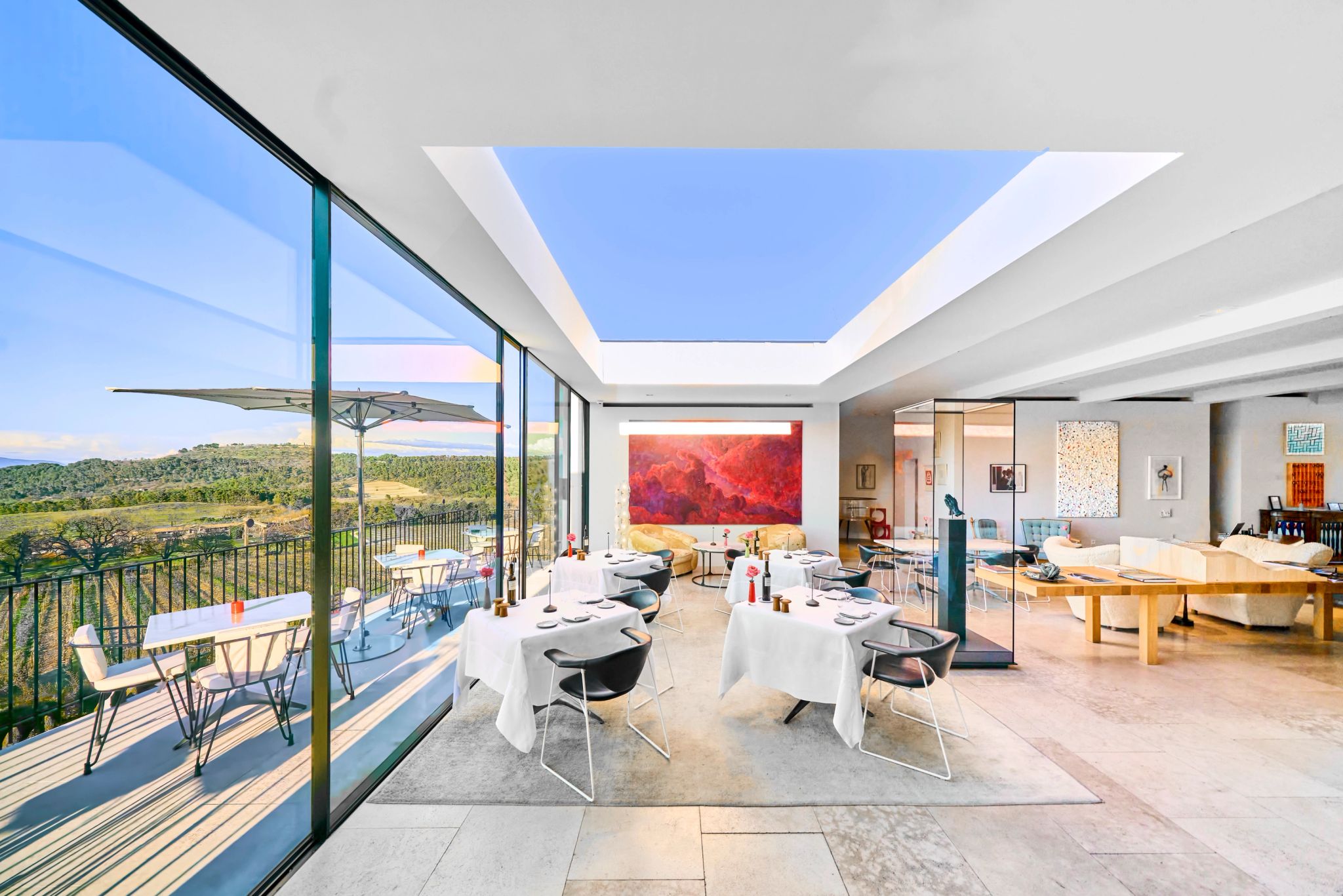 Lobby do hotel vista provence – design moderno - decoraçao do hotel - obras de arte - arte moderna