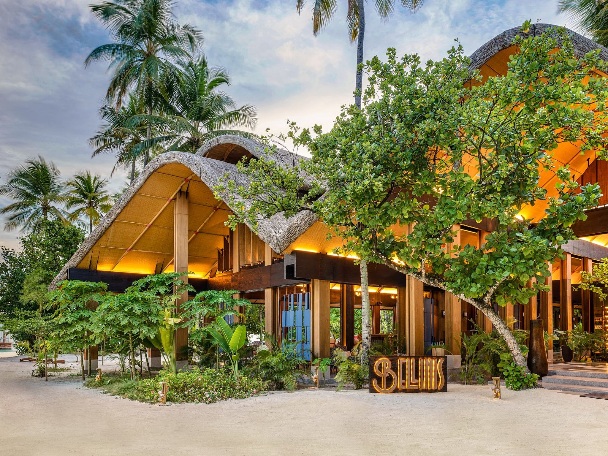 bellinis restaurante - restaurante com chef michelin - restaurante pe na areia