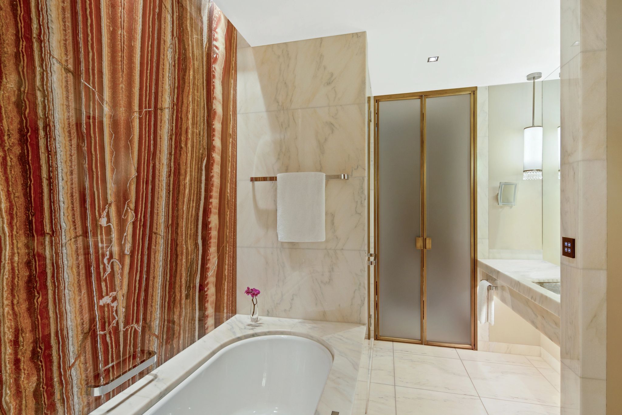 Park Suite banheiro com banheira – banheira de imersao – banho relaxante