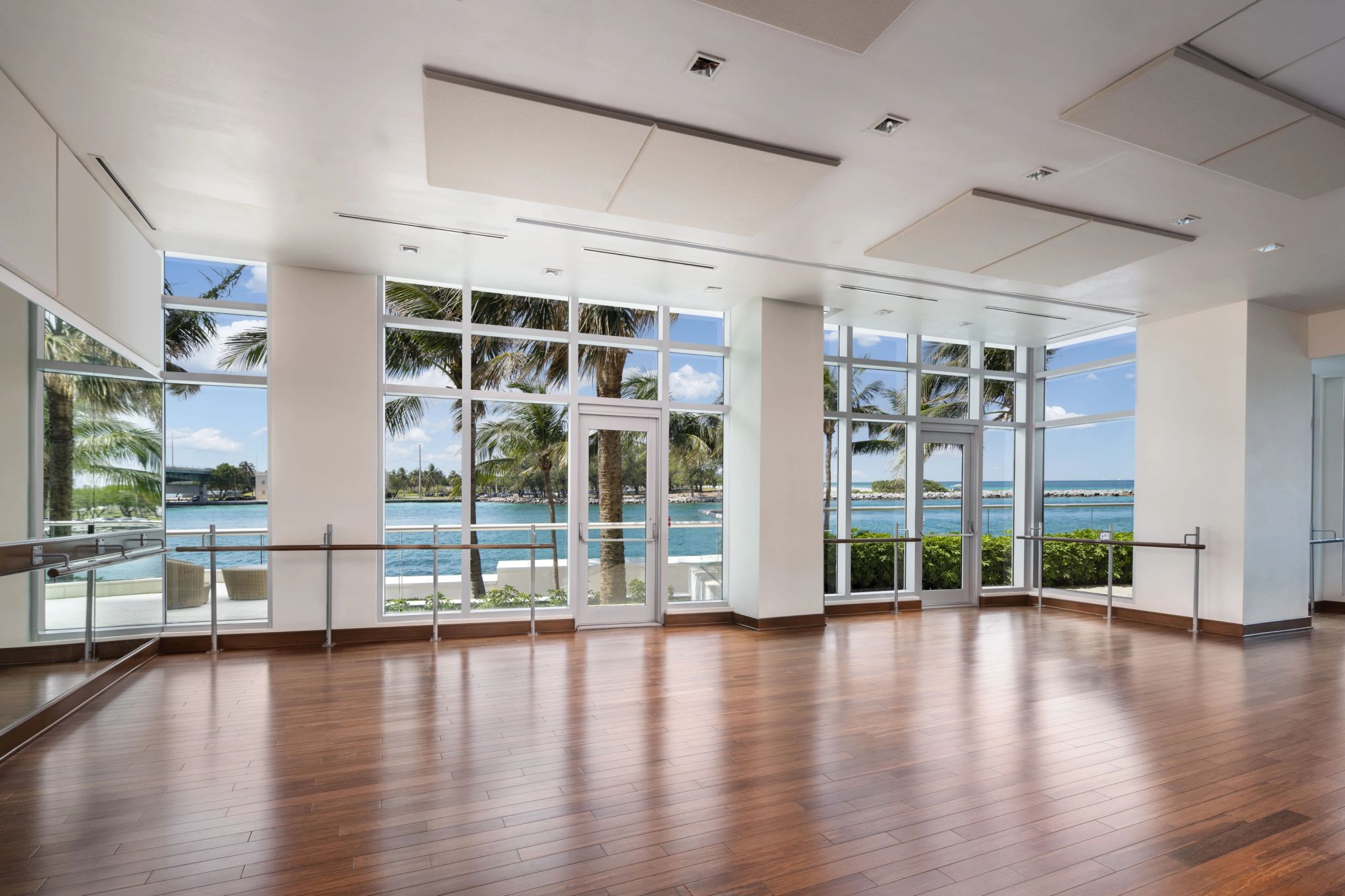 Exhale Spa spa frente mar - spa com vista mar - spa moderno