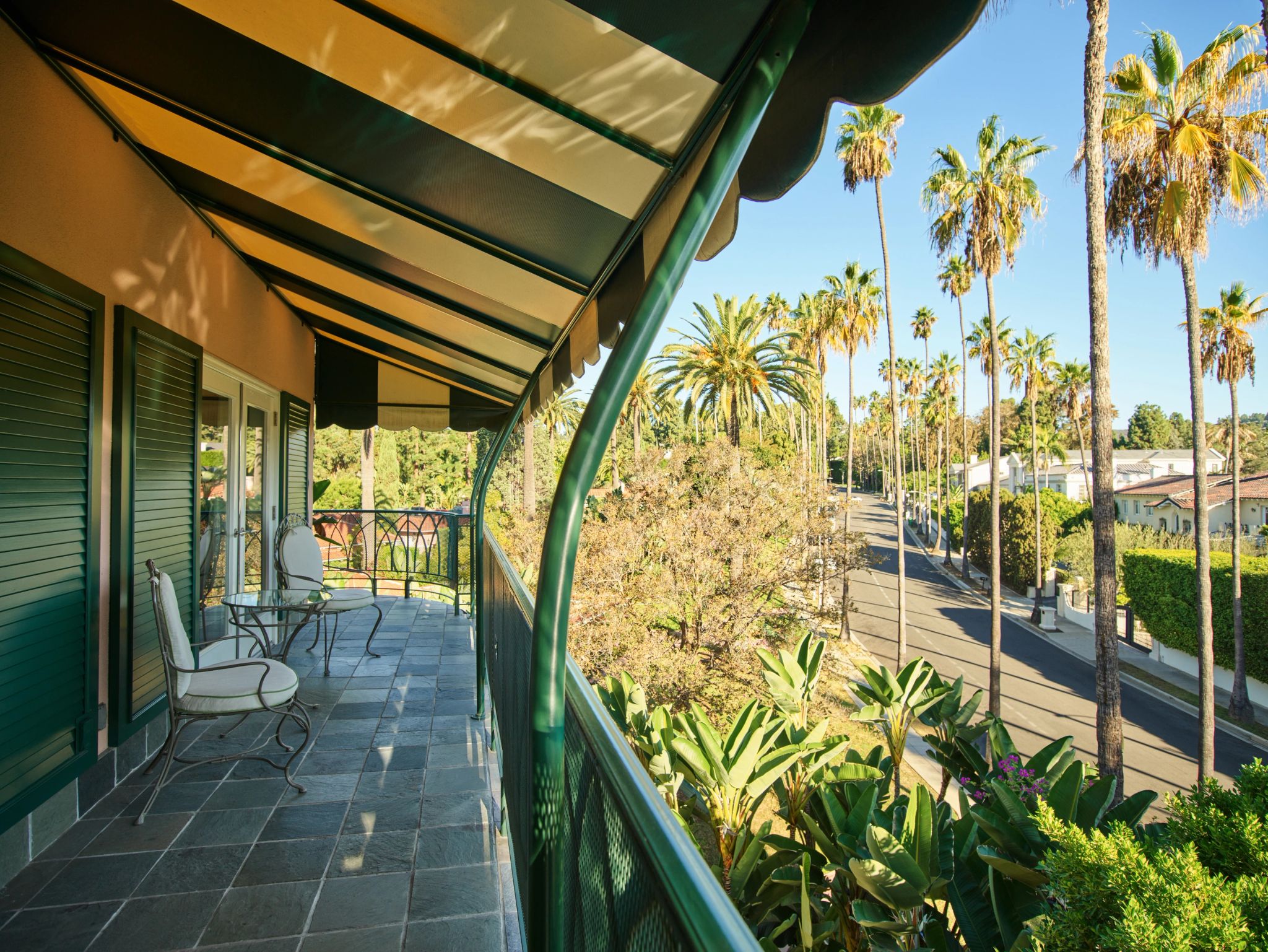 Crescent Suite   suite com varanda – vista suite – suite de luxo