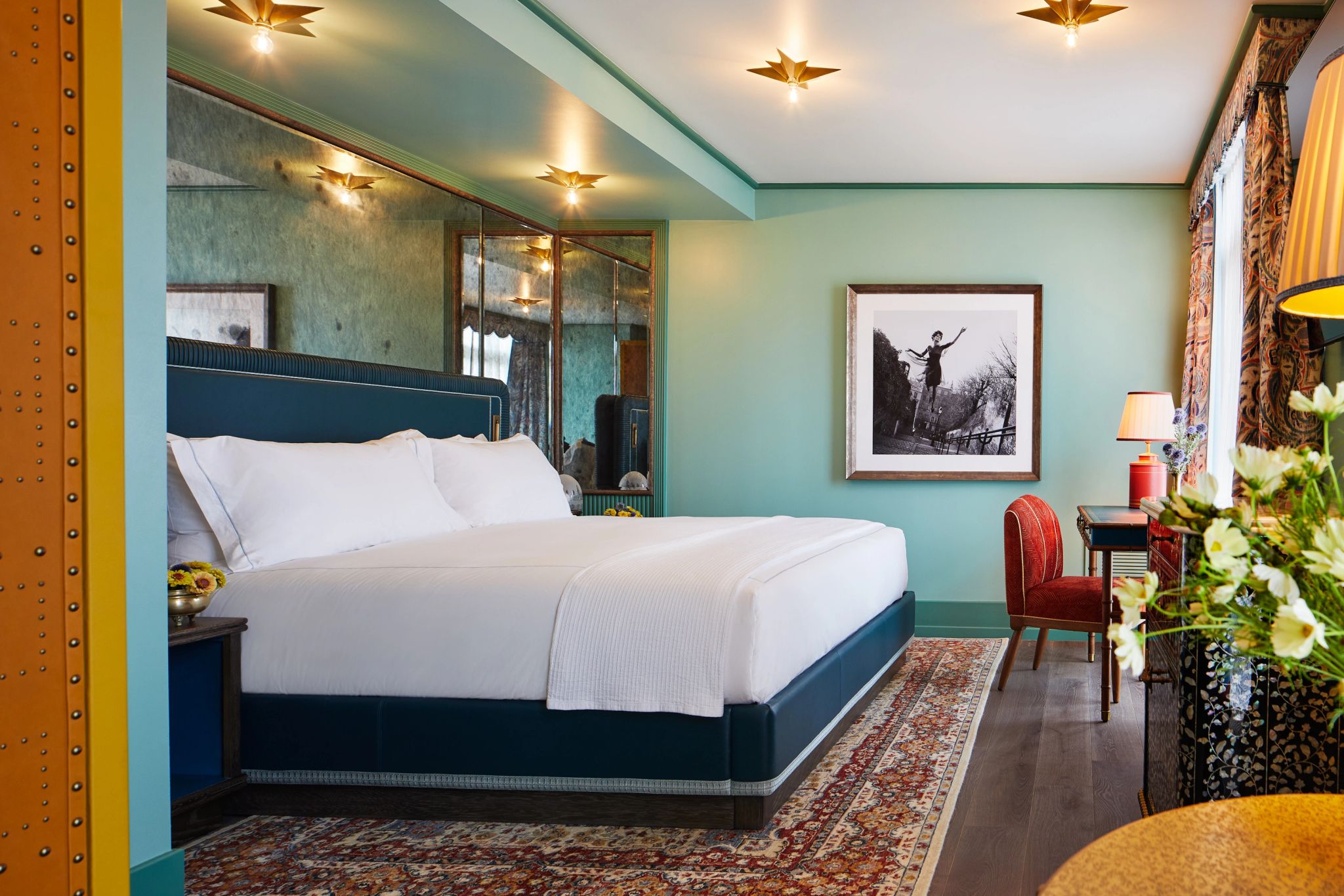 quarto de luxo - cama king-size - decoracao classica