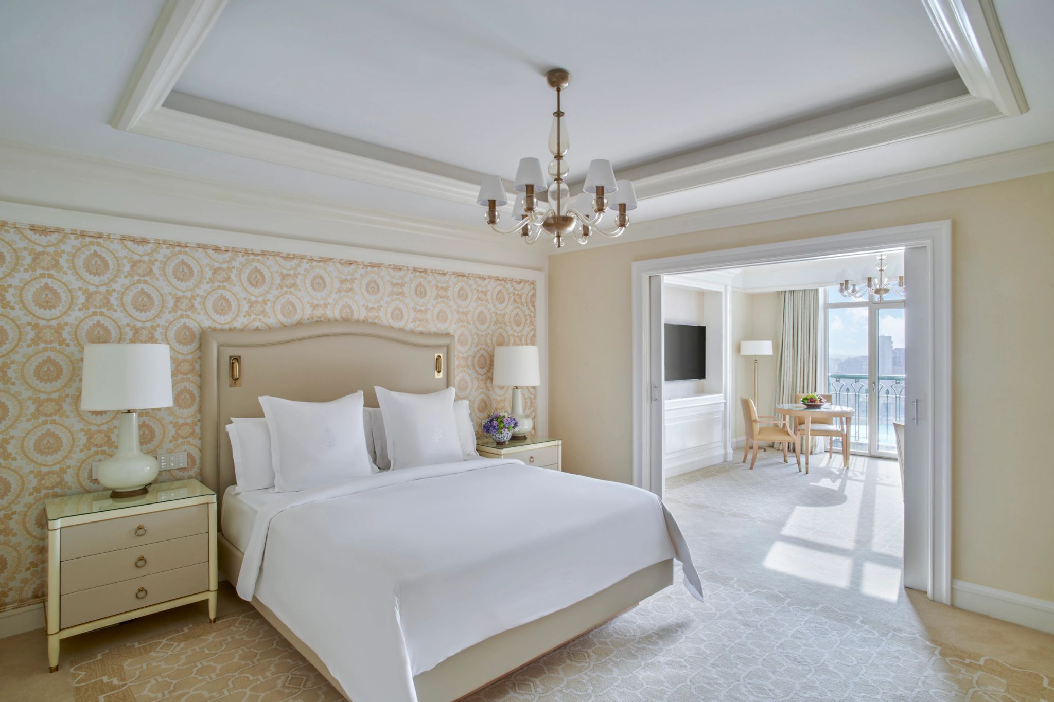 Premium Corniche Suite cama king-size – roupa de cama premium – iluminacao natural