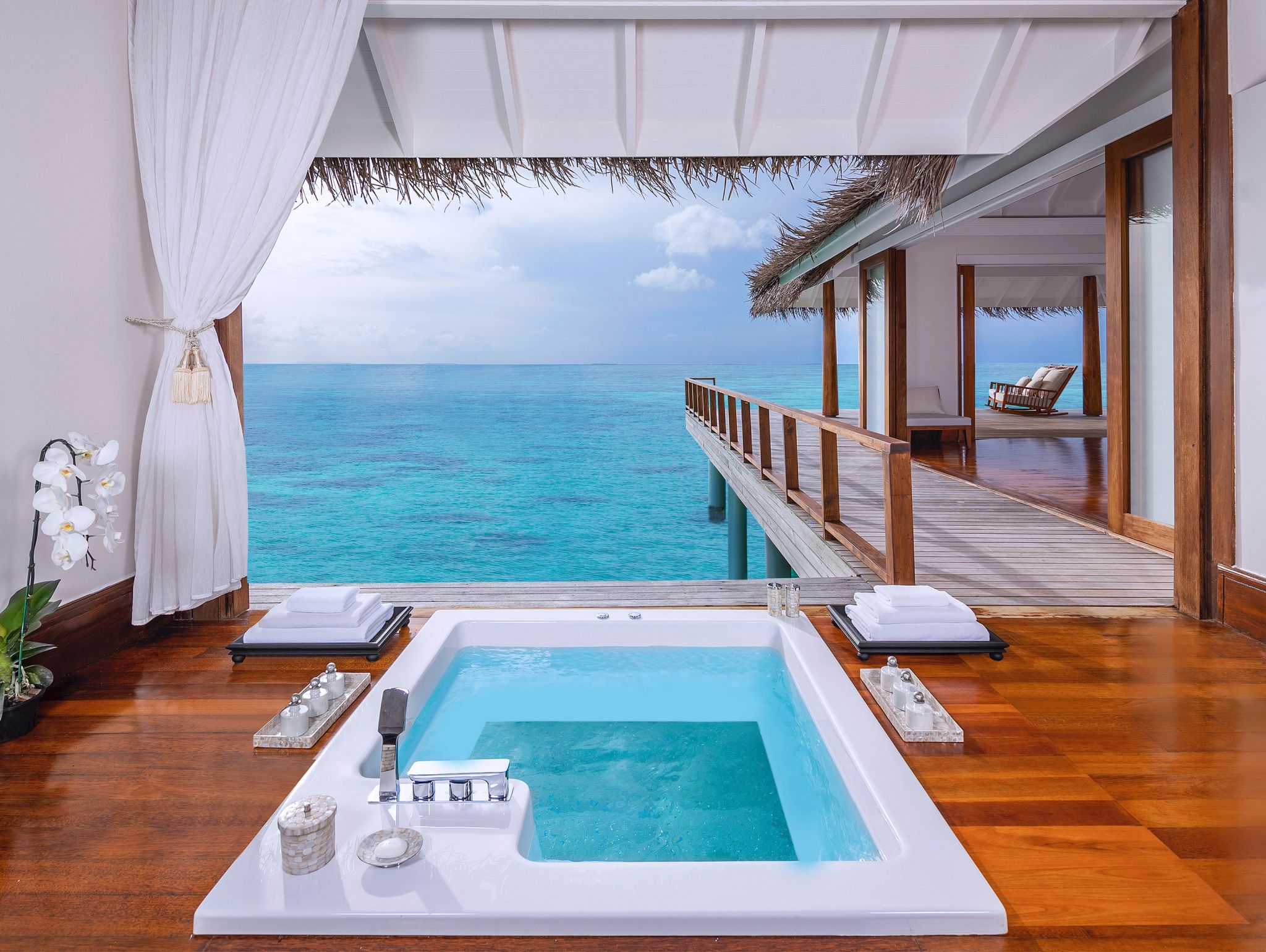 jacuzzi - banheiro com jacuzzi - bem estar