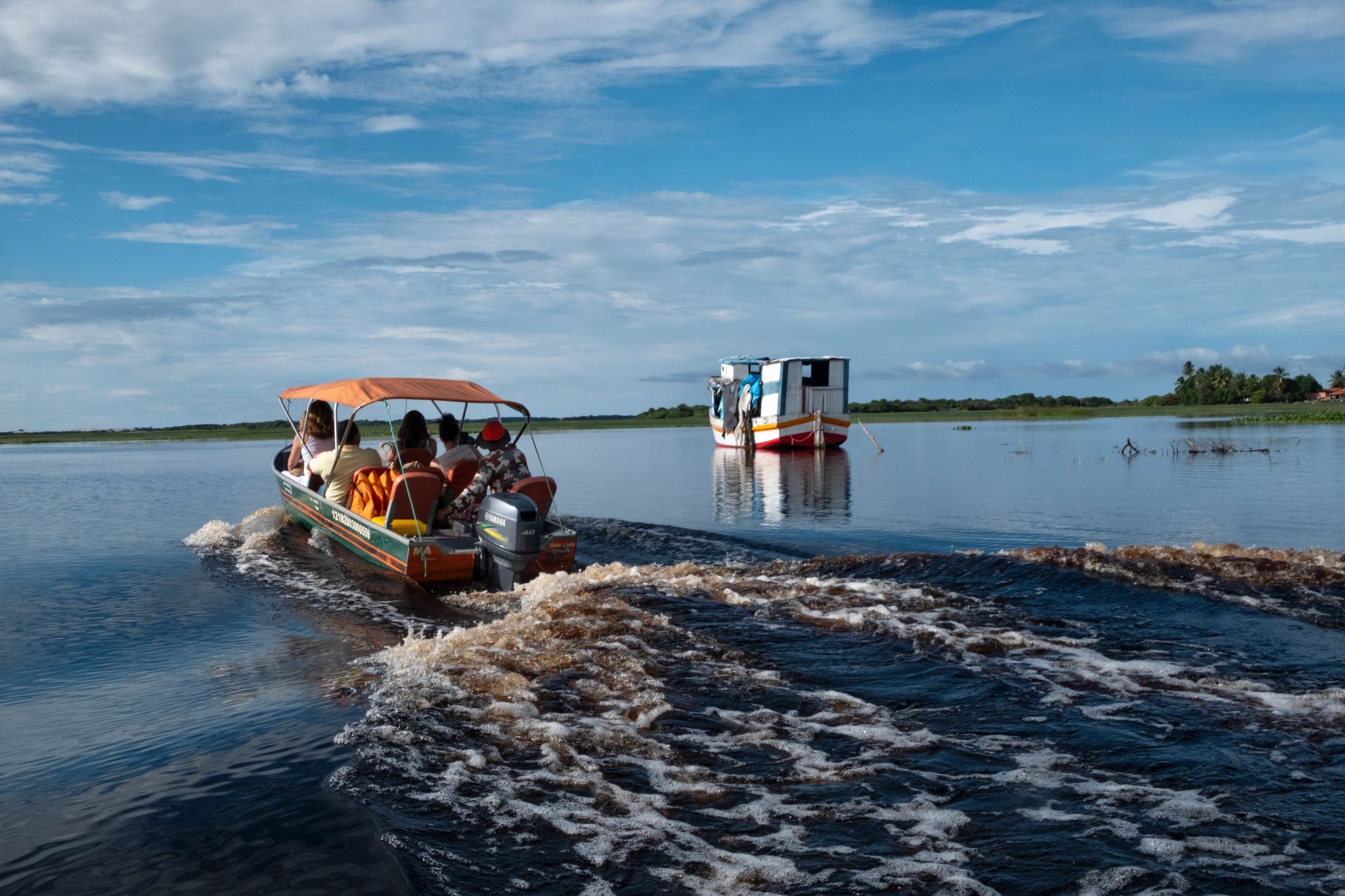 passeio de barco - atividades de lazer - lazer ao ar livre - natureza - beleza natural