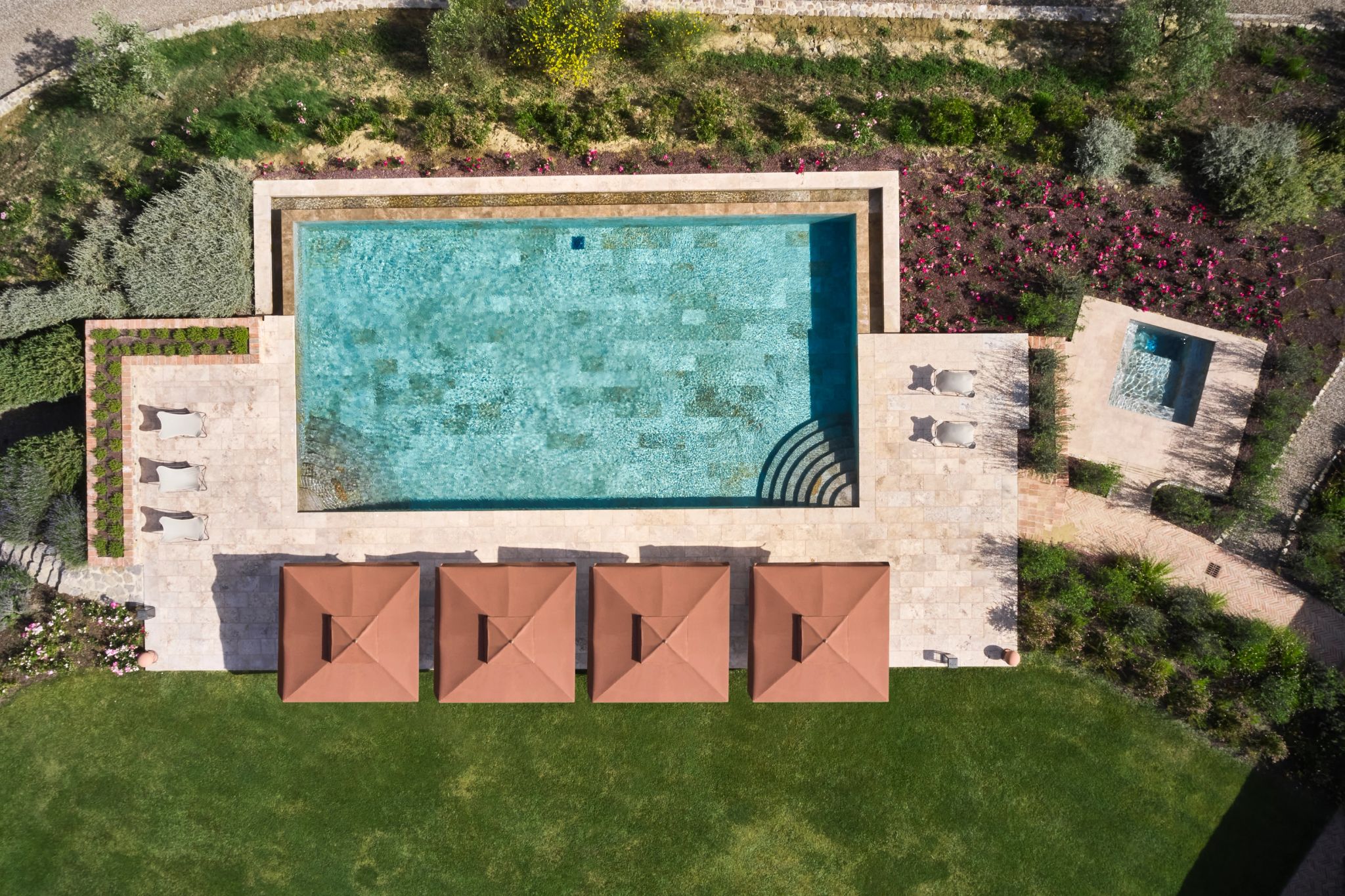 Villa Oddi piscina de luxo – piscina ao ar livre – piscina externa