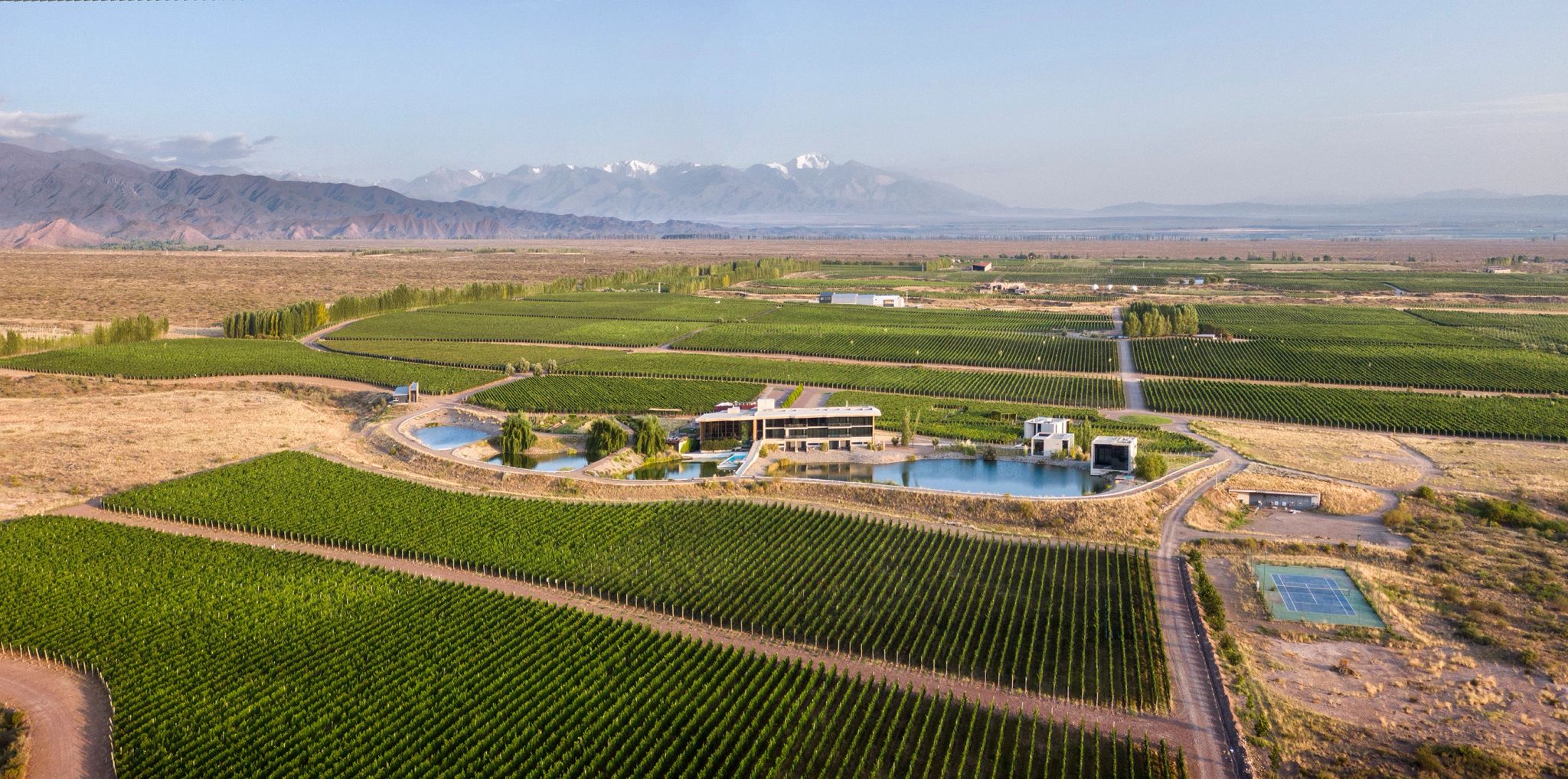 Casa de Uco Vineyards and Wine Resort visão panorâmica do hotel - vinhedos na região de mendoza