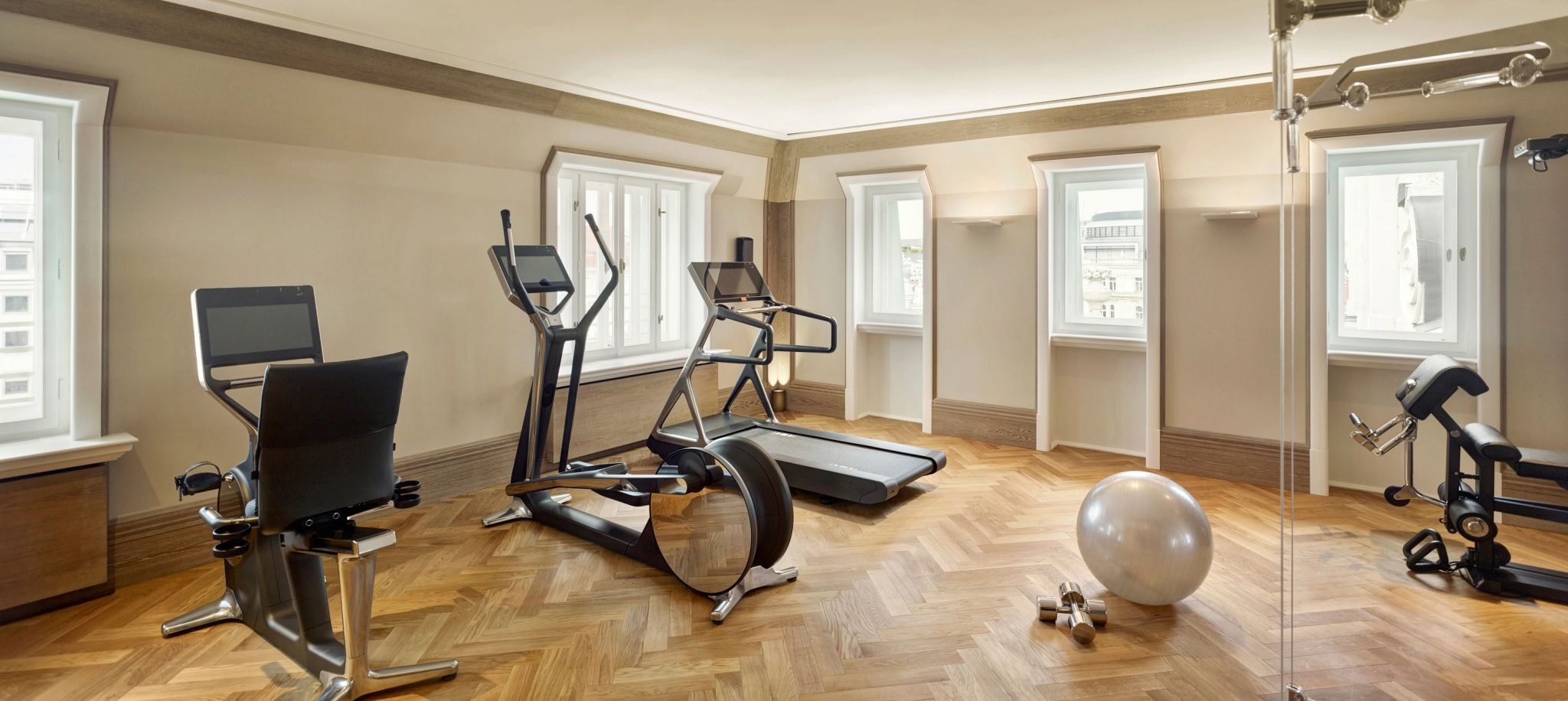 Royal Penthouse Suite   academia suite – sala de ginastica – suite com academia