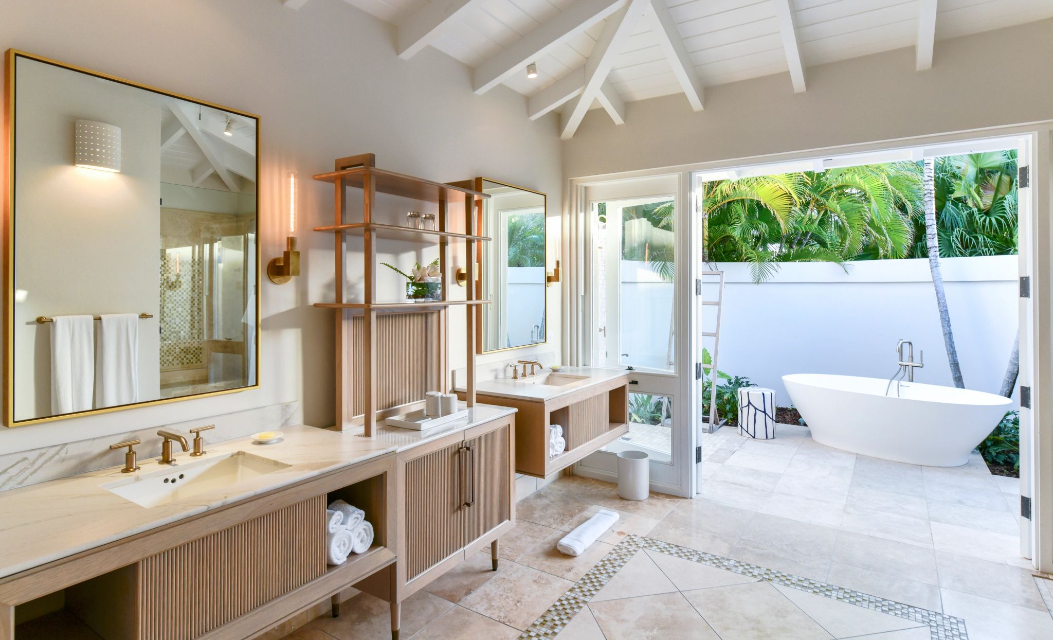 Estate Suite banho premium - banheira de imersao - banheiro moderno - bano de banheira