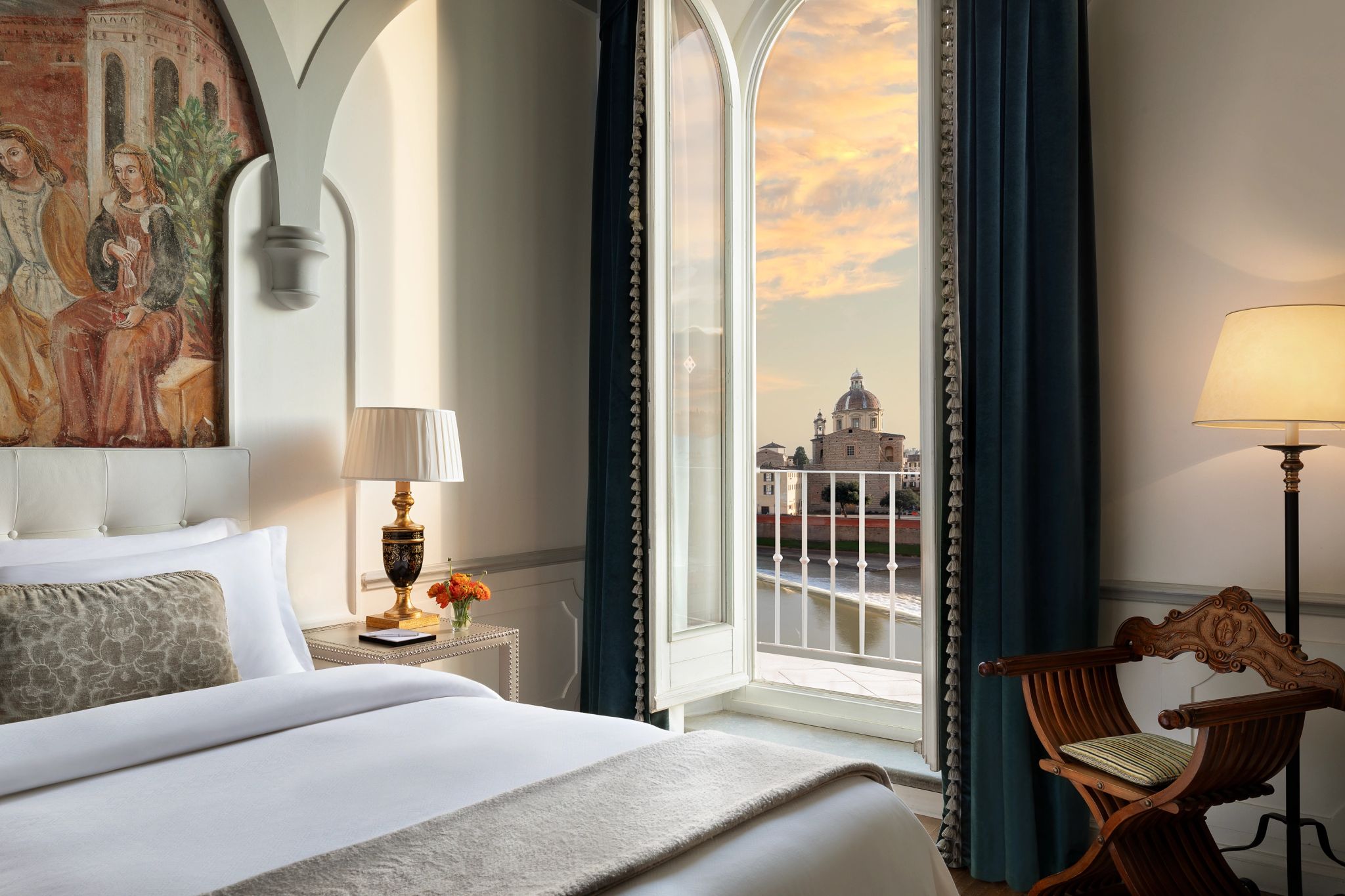 Junior Suite Arno River View suite de luxo - cama de casal - vista panoramica