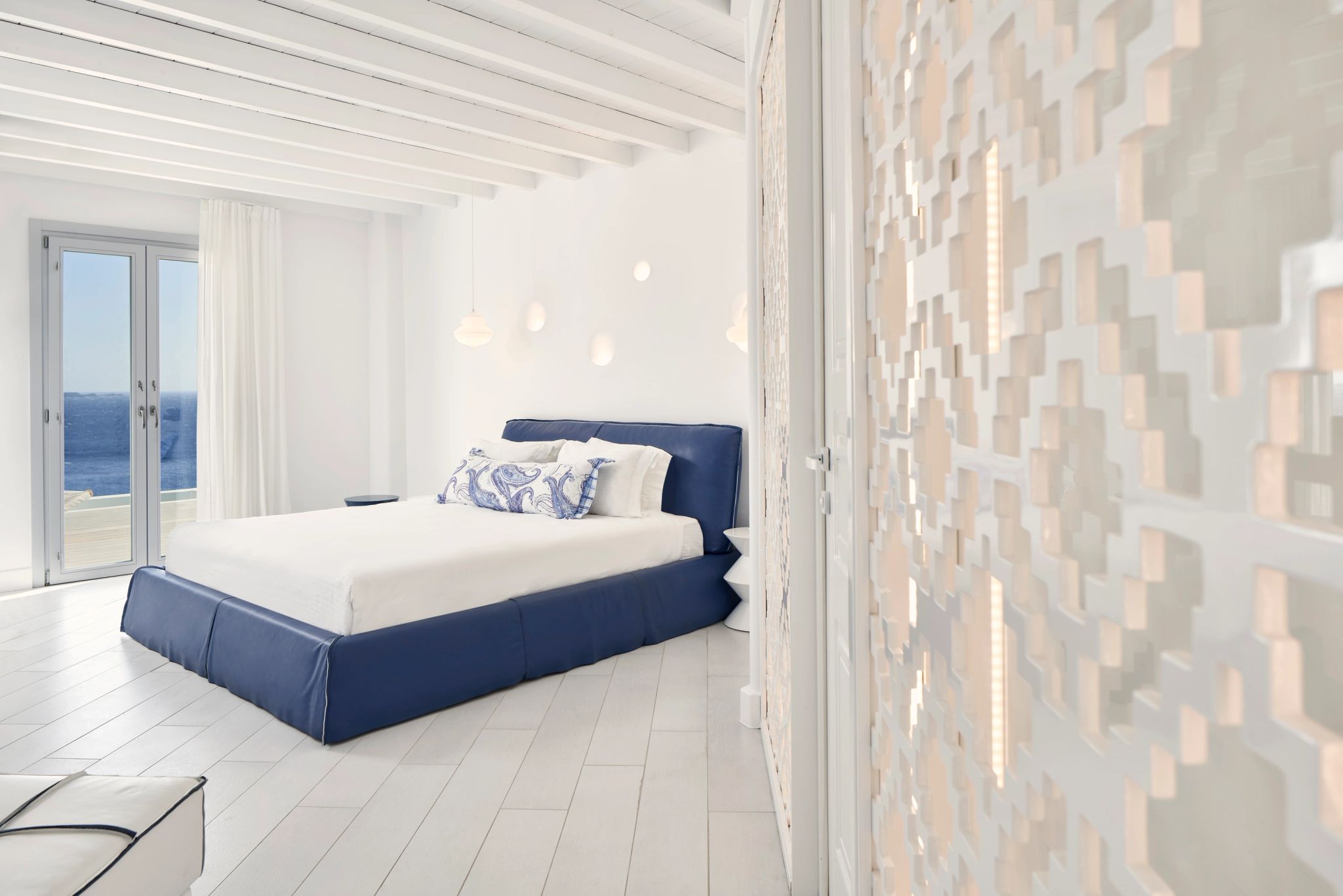 Junior Suite Open Air Jetted Tub Sea View suite de luxo - design moderno - decoraçao grega