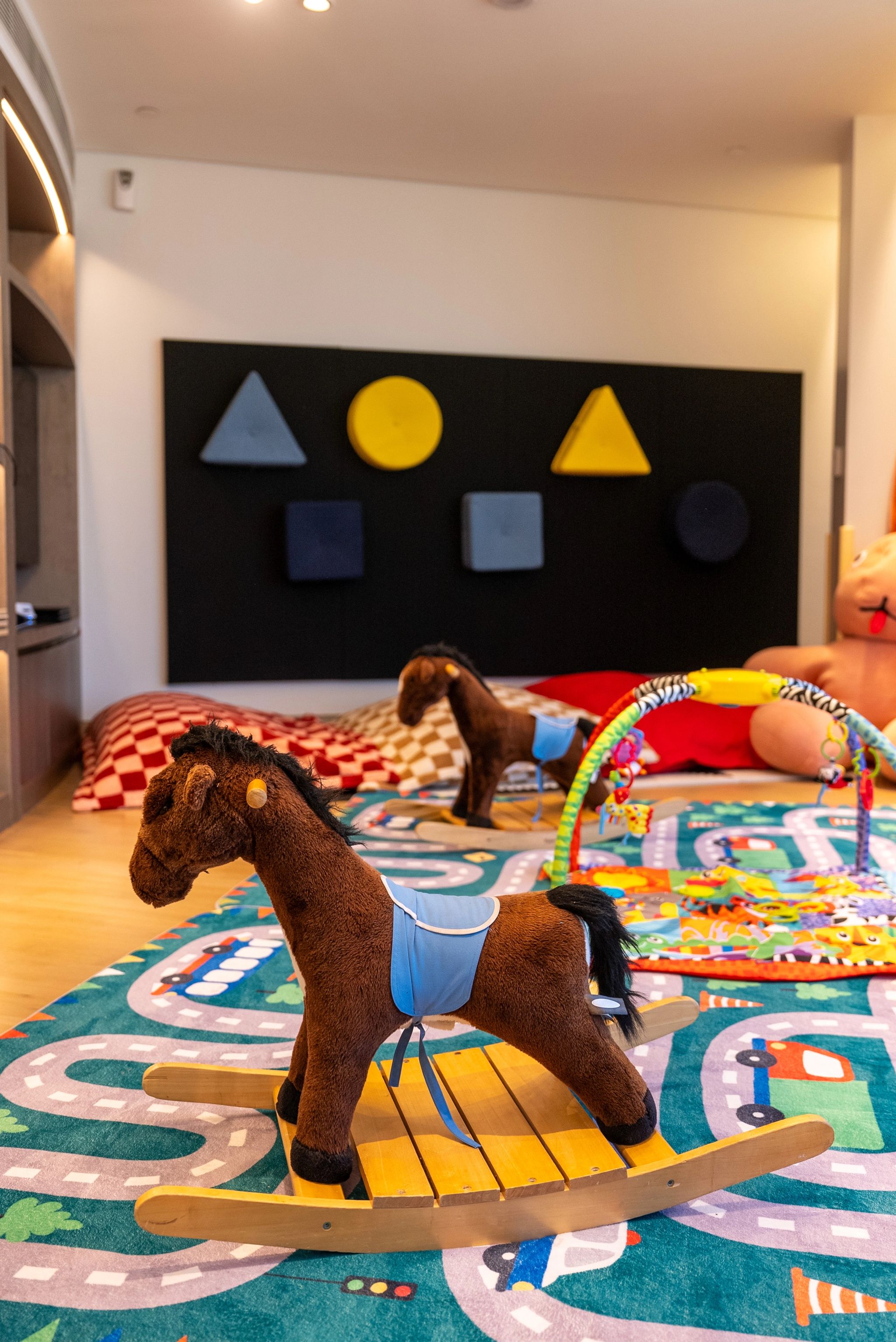 Address Downtown kids club dt - espaco infantil luxo - brinquedoteca do hotel
