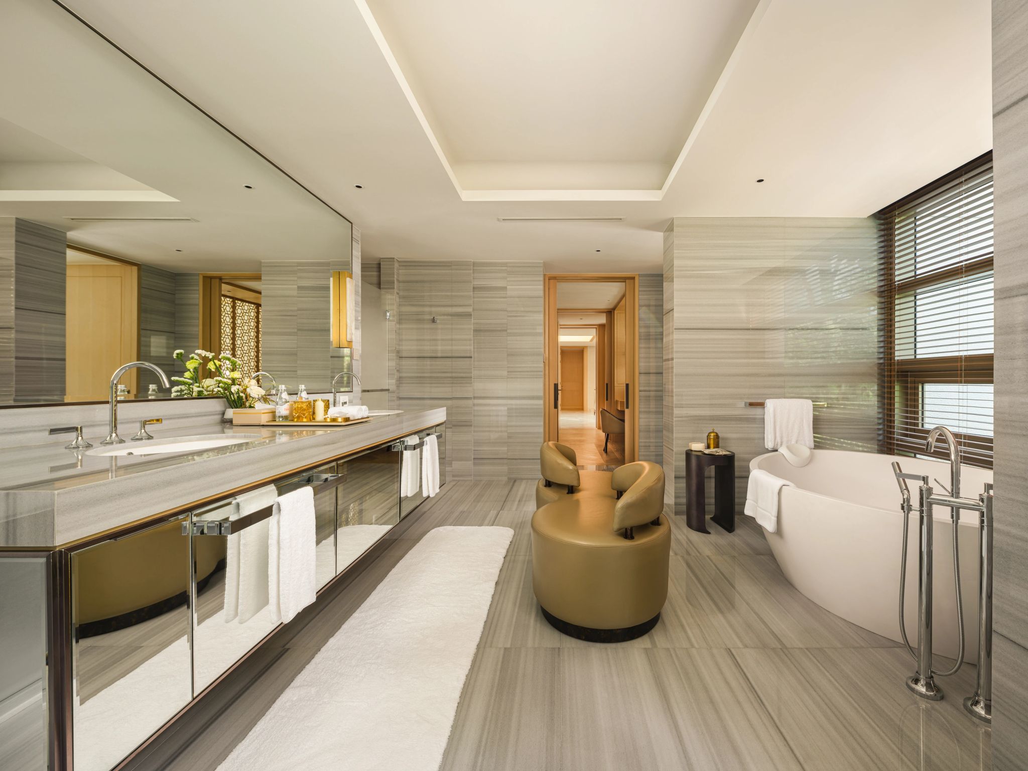 Presidential Villa banheiro chique - banheira de imersao - banho premium