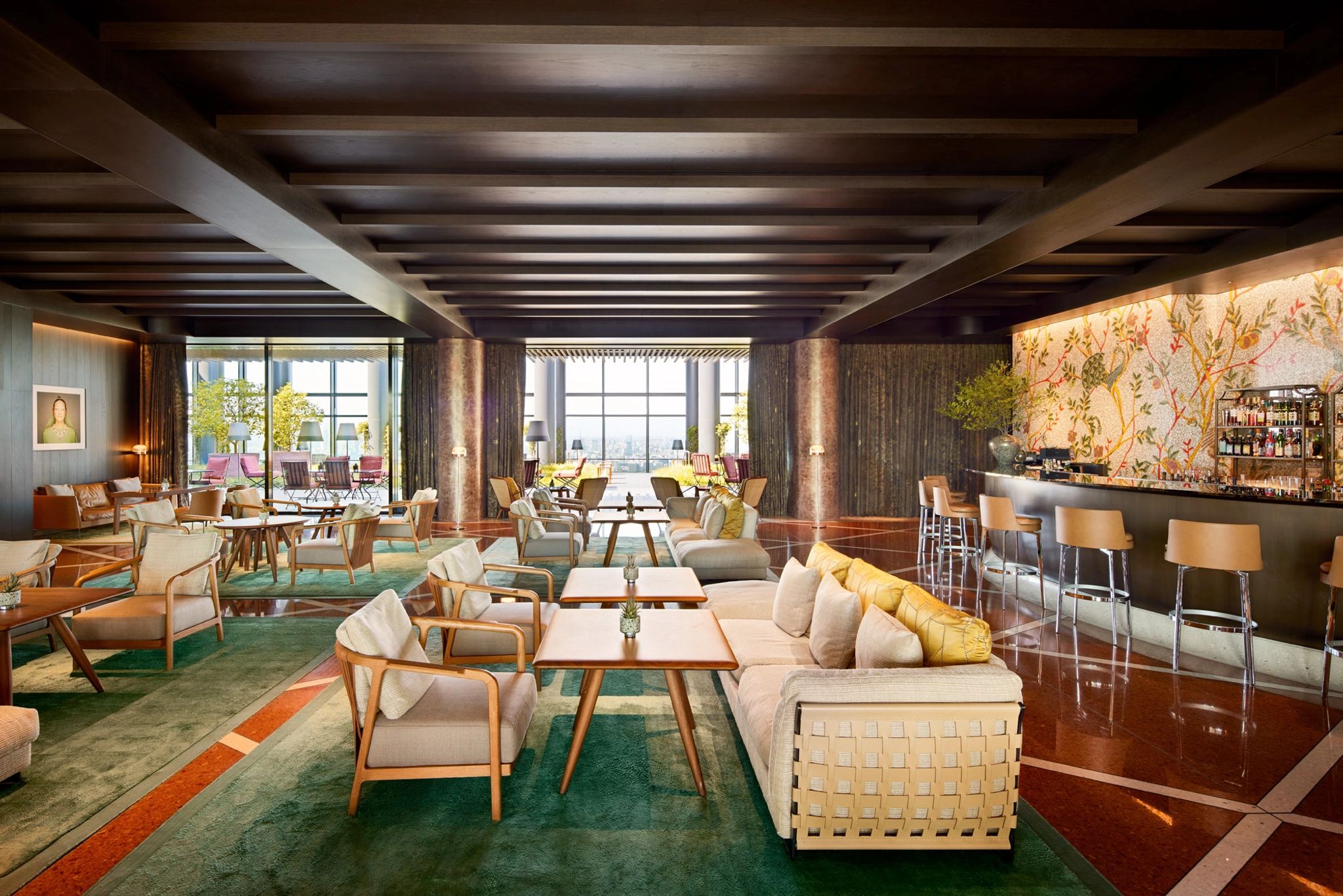 Bulgari Bar balcao bar luxo design - coquetelaria premium tokyo - ambiente sofisticado