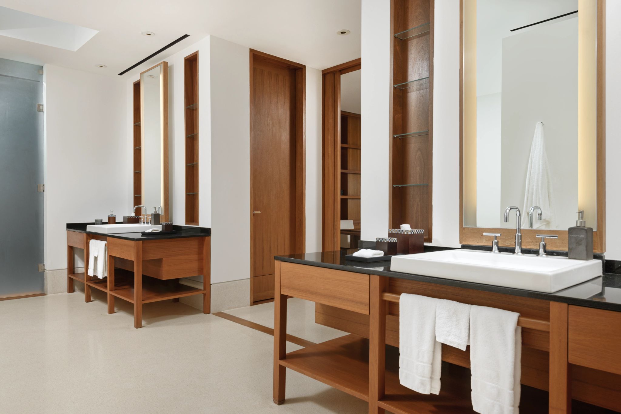 Five Bedroom Beach Sala Villa vila exclusiva - banheiro grande