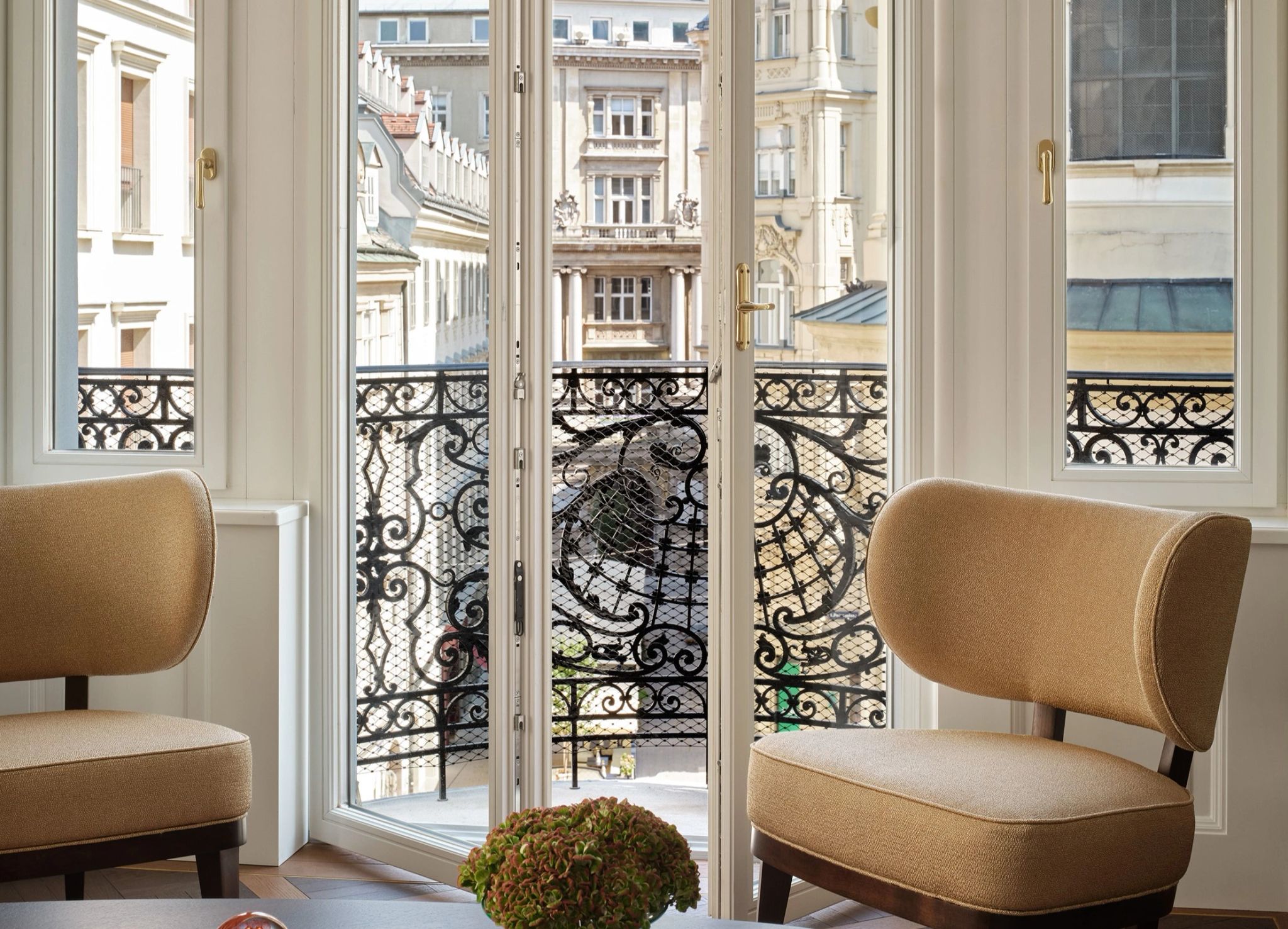 Royal Hoffmann House casa com varanda - varanda privativa - sala de estar - vista viena