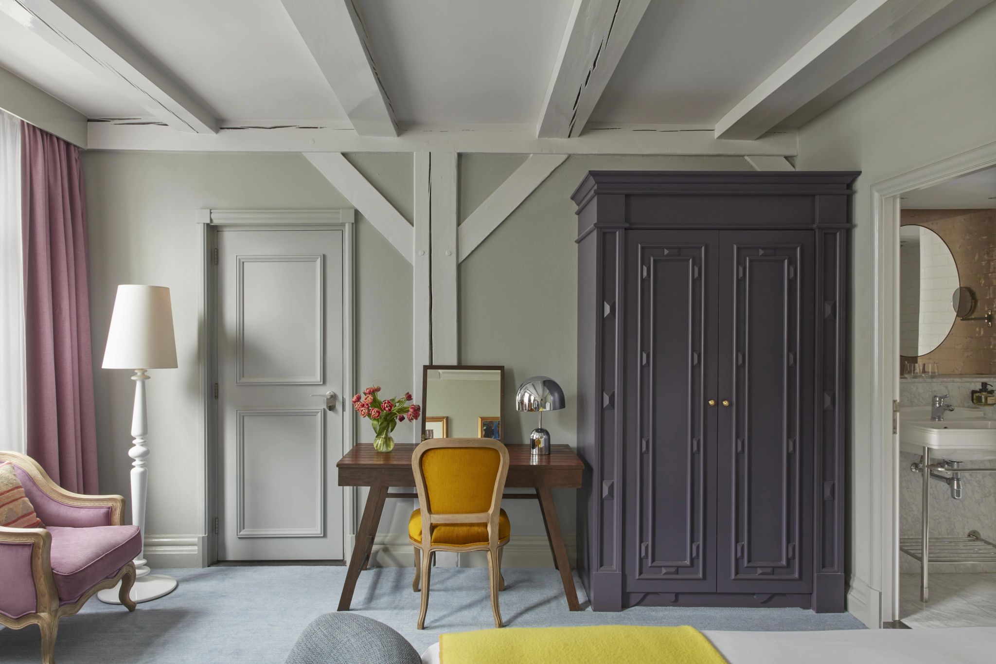 Classic King quarto premium - escrivaninha - decoracao exclusiva