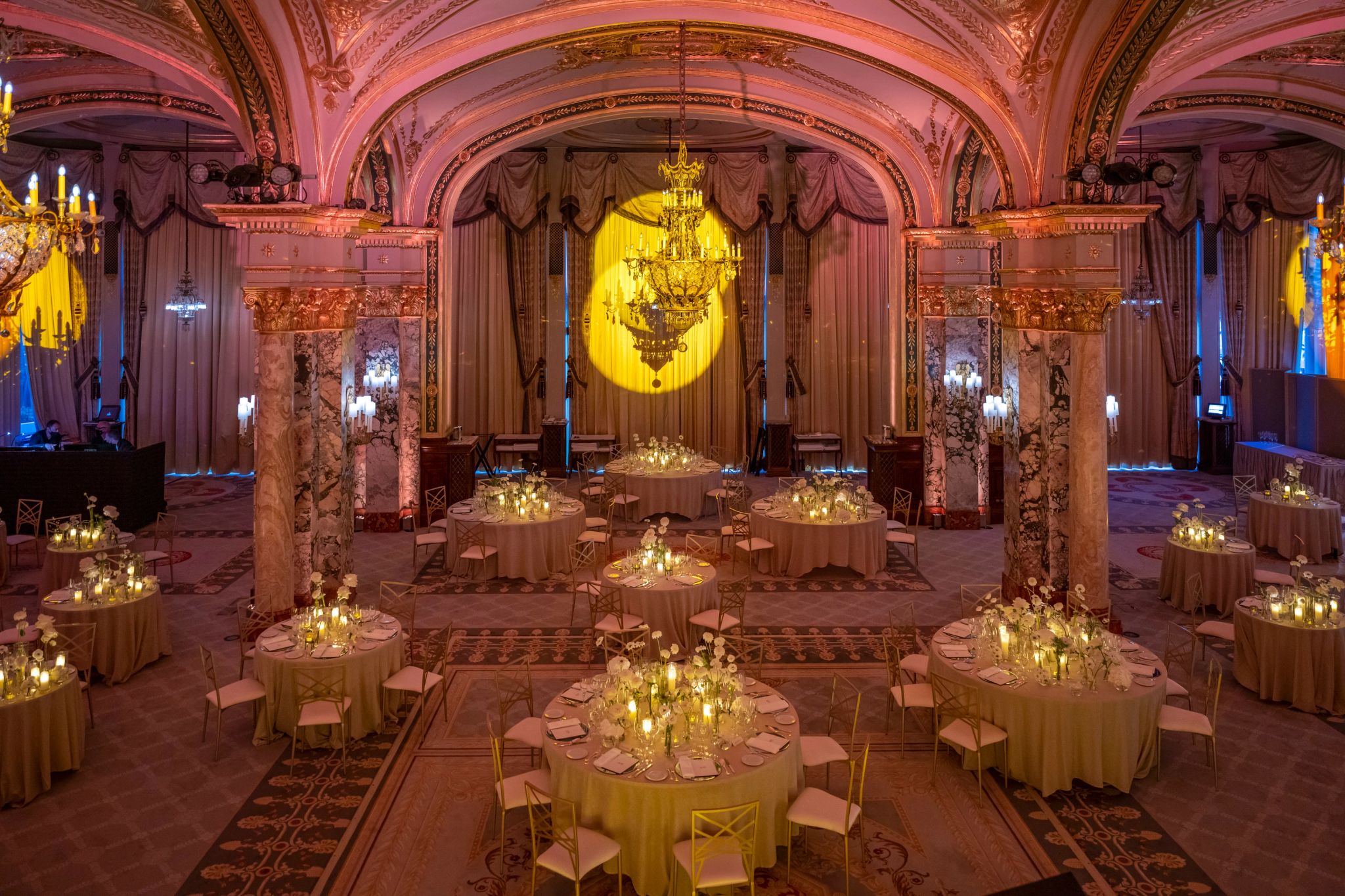 hotel com evento – design de luxo – sala de evento