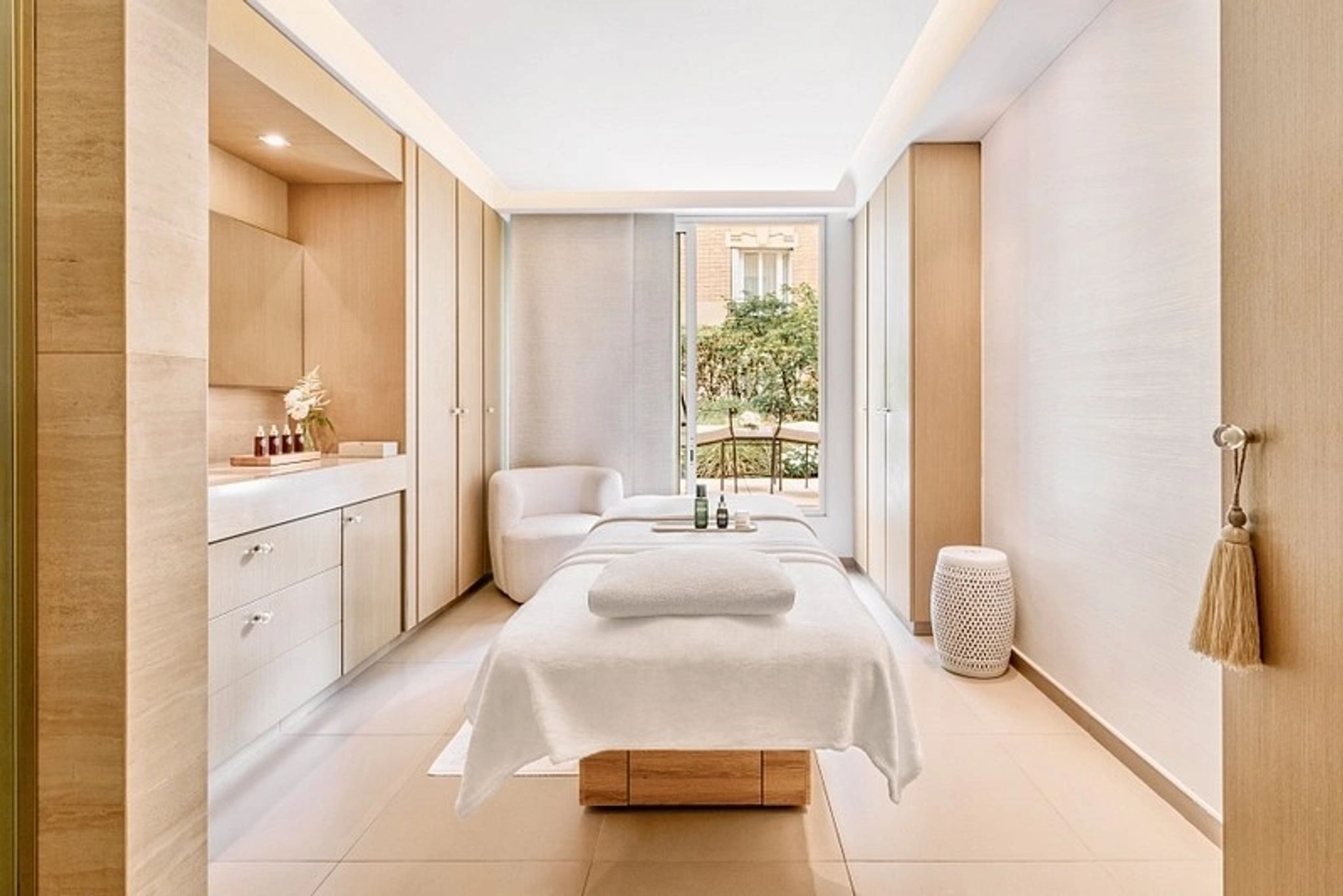 spa le bristol - spa Le Bristol by La Prairie