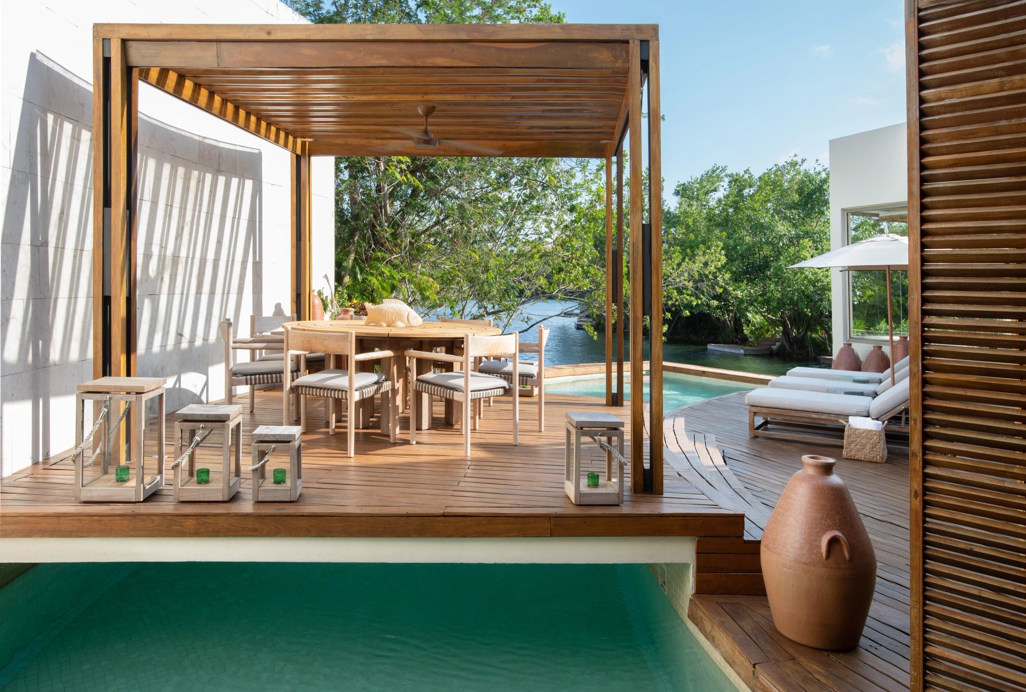 Lagoon Presidential Suite area gourmet externa – area de lazer – deck de madeira