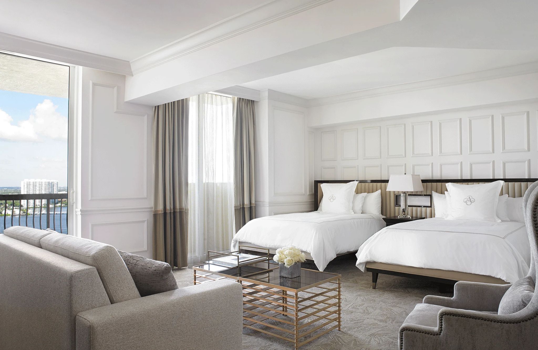 quarto vista orla - encosta de miami - quarto com camas twin - quartos acqualina resort