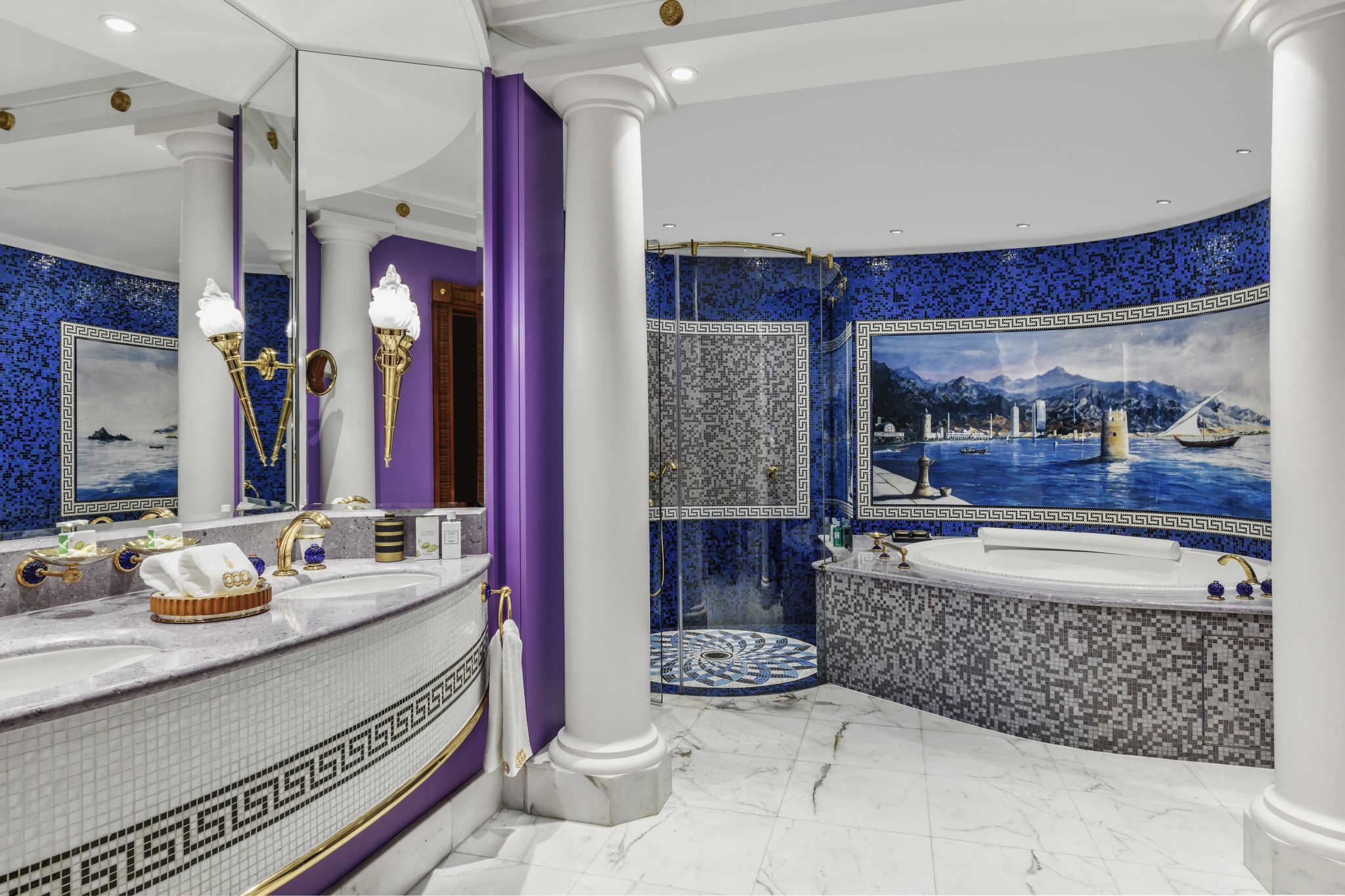 banheira em marmore - bem estar - banho de banheira