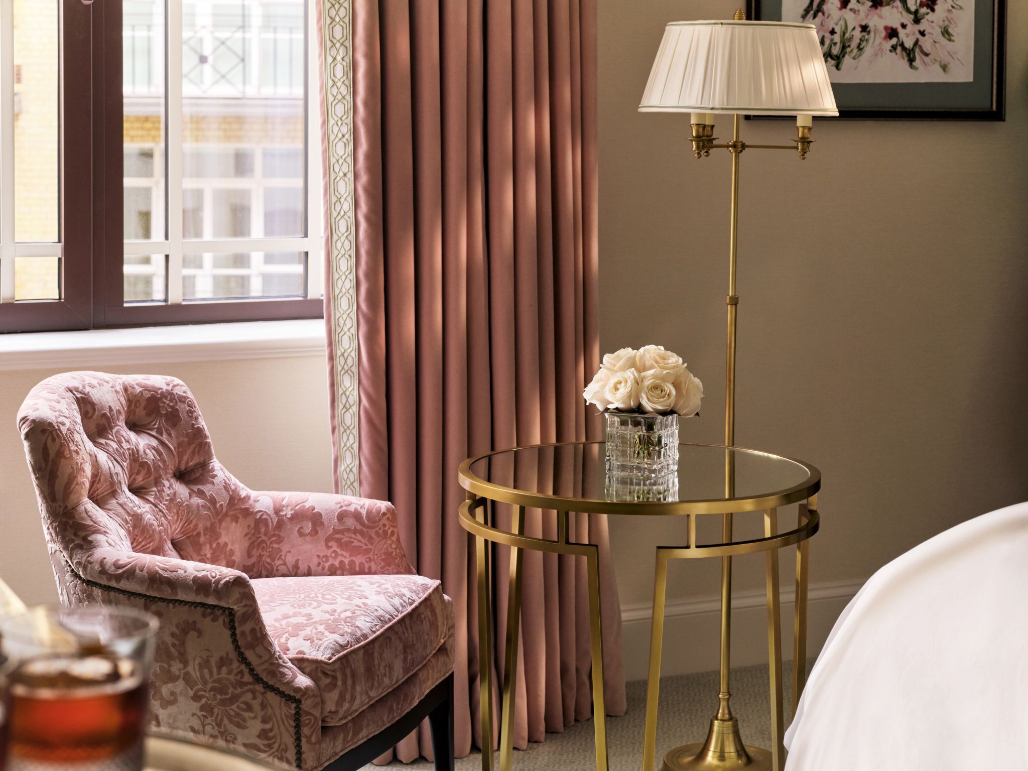 Superior poltrona - decoracao classica - suite de luxo