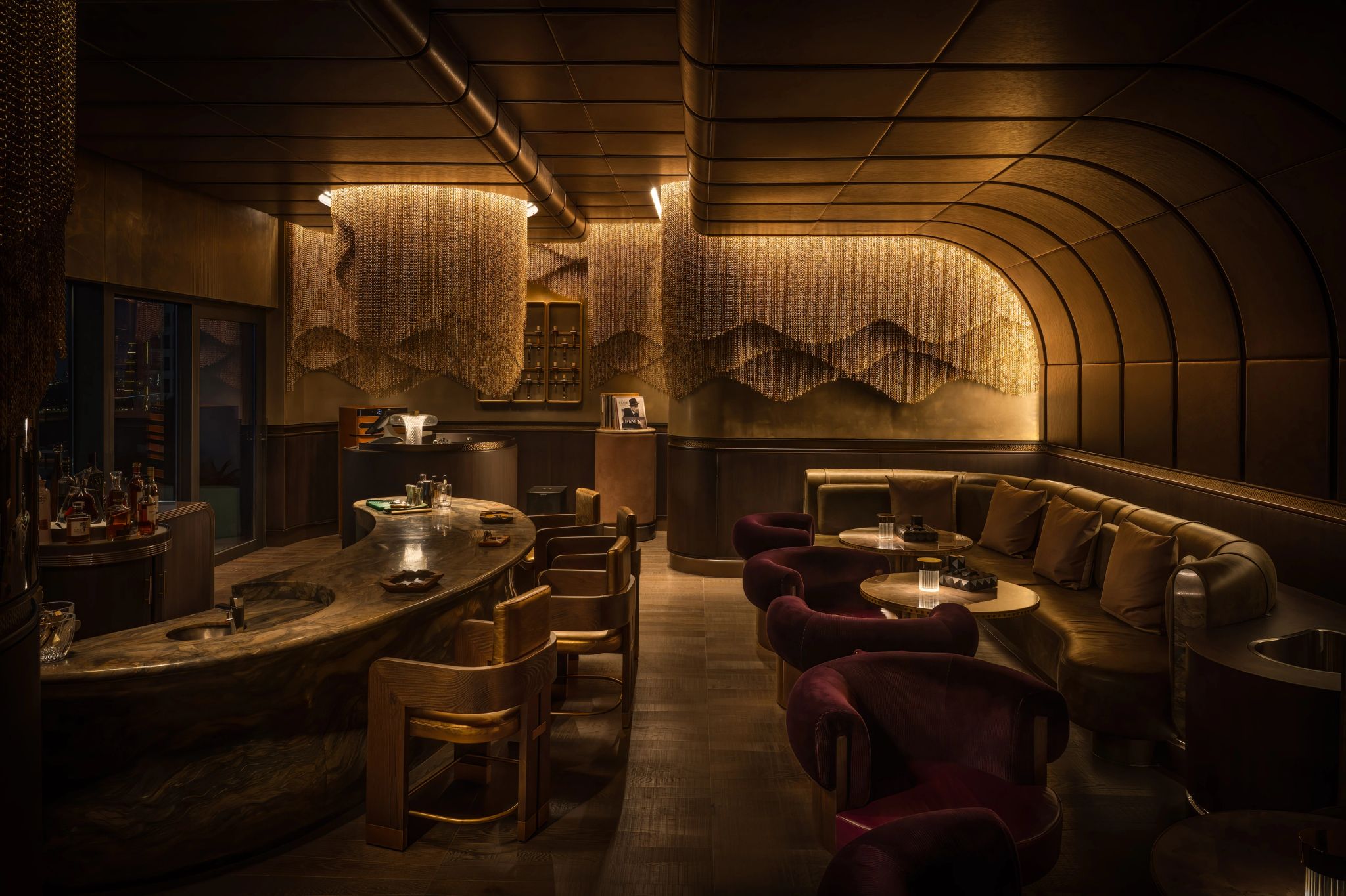 bar com musica – arquitetura moderna – bar animado