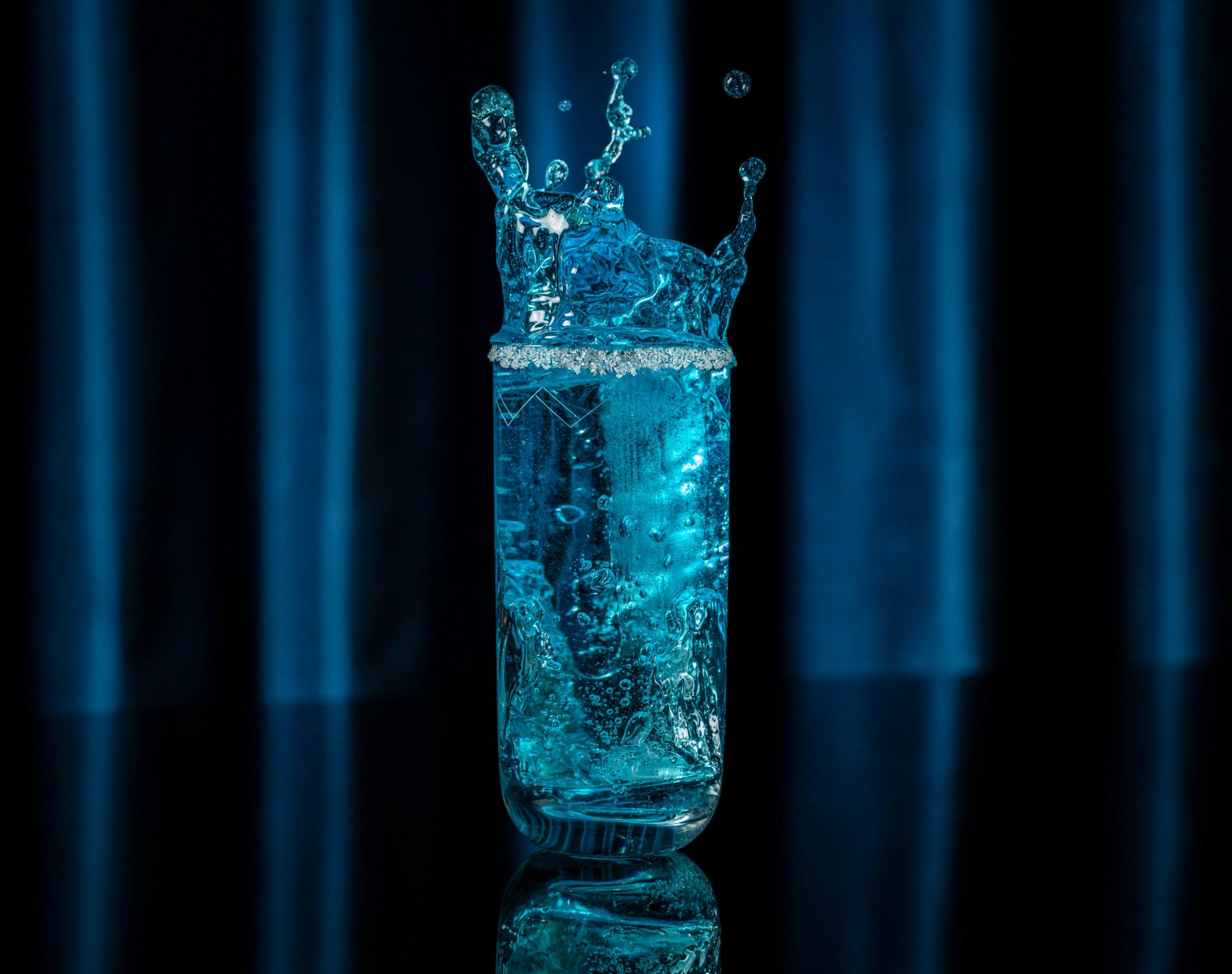 coqueteis - menu de coqueteis - cartela de bebidas - bebidas premium - bar moderno