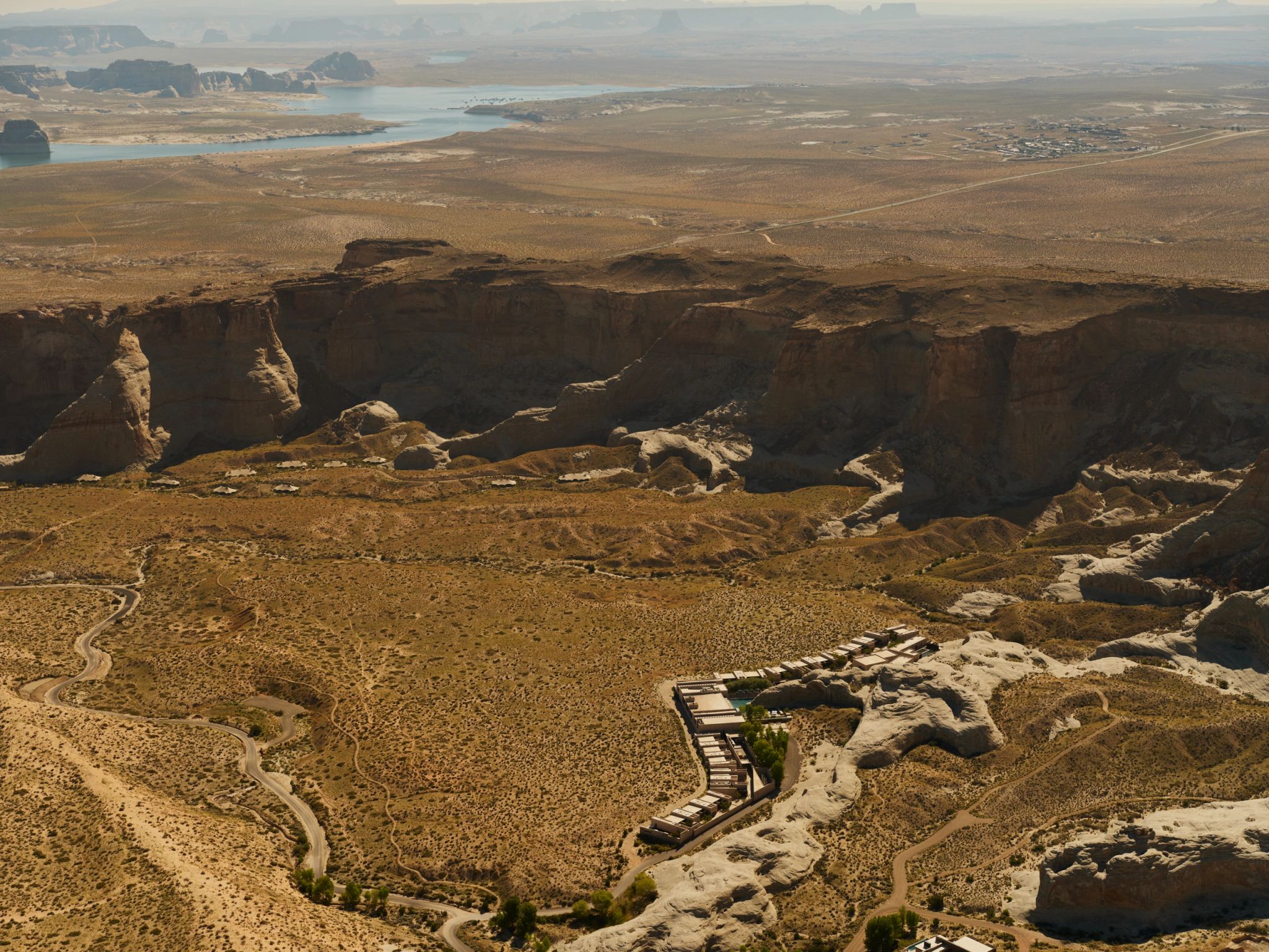 paisagem natural - vista aerea - deserto de utah – hotel de luxo 