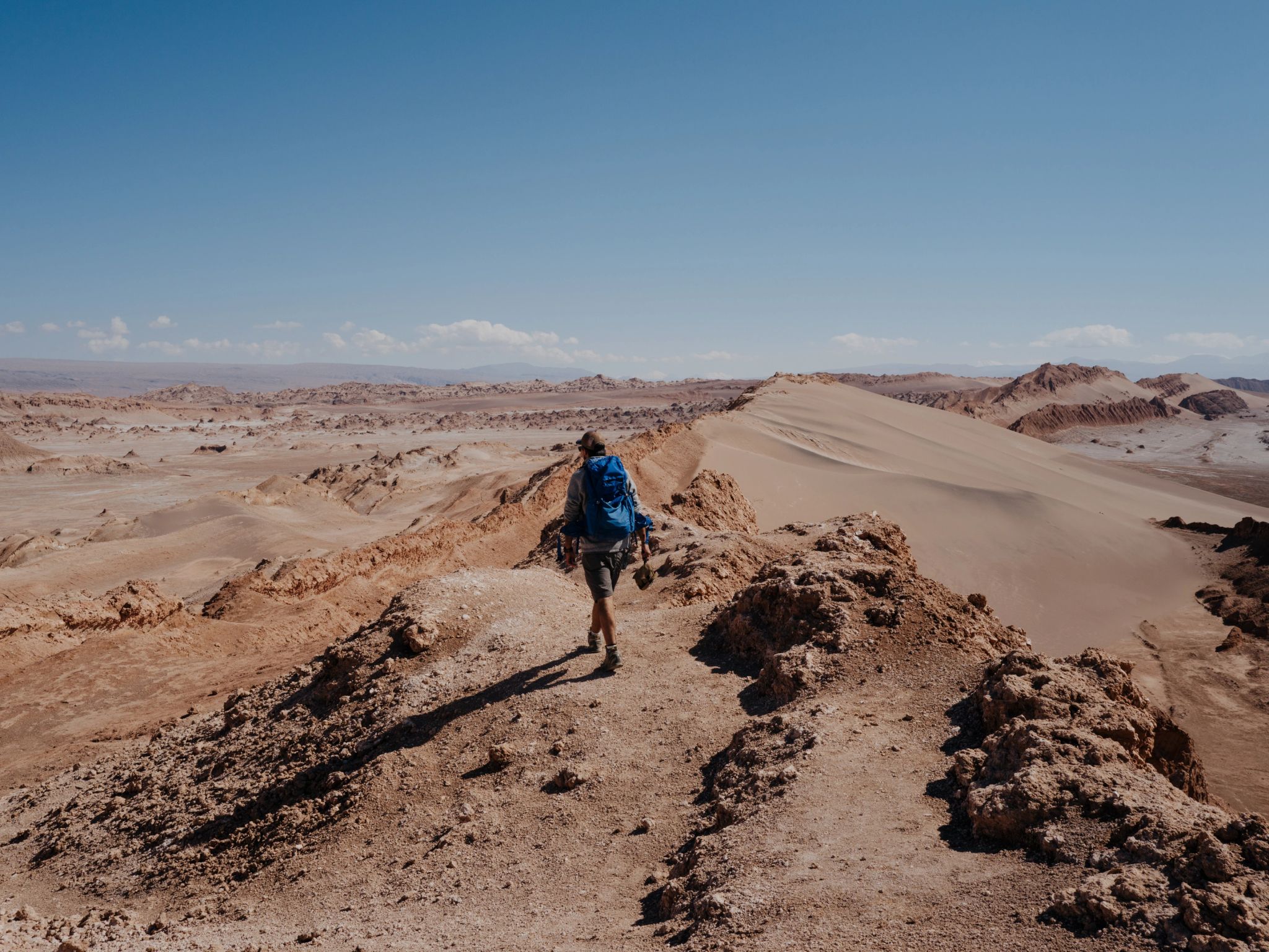 Trilhas nas montanhas trilha na natureza - atividades de lazer - lazer ao ar livre