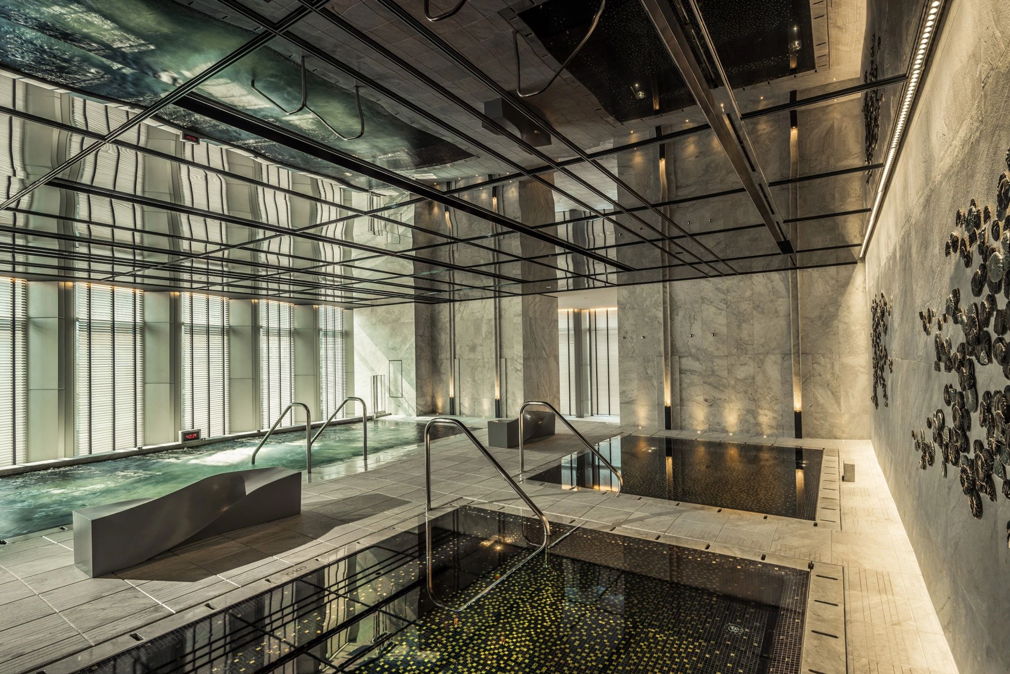 Piscinas do hotel piscina coberta - piscina de vitaliana - hotel com piscina