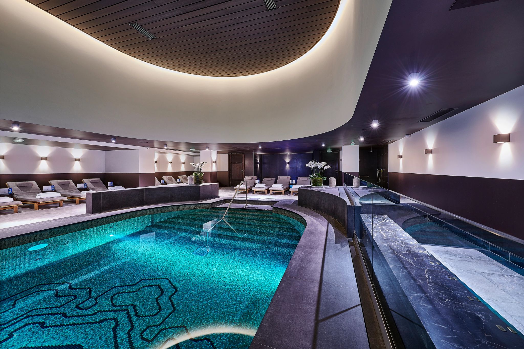 Piscina coberta piscina coberta - piscina aquecida - hotel com piscina